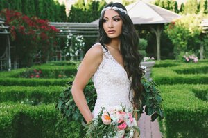 "she finally fell in Love with somebody who could handle her fire" mark Anthony⠀⠀⠀⠀⠀⠀⠀⠀⠀
⠀⠀⠀⠀⠀⠀⠀⠀⠀
photography: @jordynwilley ⠀⠀⠀⠀⠀⠀⠀⠀⠀
⠀⠀⠀⠀⠀⠀⠀⠀⠀
#wedding #charlottemakeupartist #charlottemakeup #charlottehair #charlottehairstylist #charlottewedding #northcarolinawedding #weddinghair #weddinghairstyles #weddinghairinspo #bridalbeauty #bridalportrait #bride #wedingmakeup #bridalmakeup #insta_makeup #inssta_makeup #makeupartistsworldwide #makeupsocial #makeupgirlz #makeup #makeupartist #weddingday #wedding