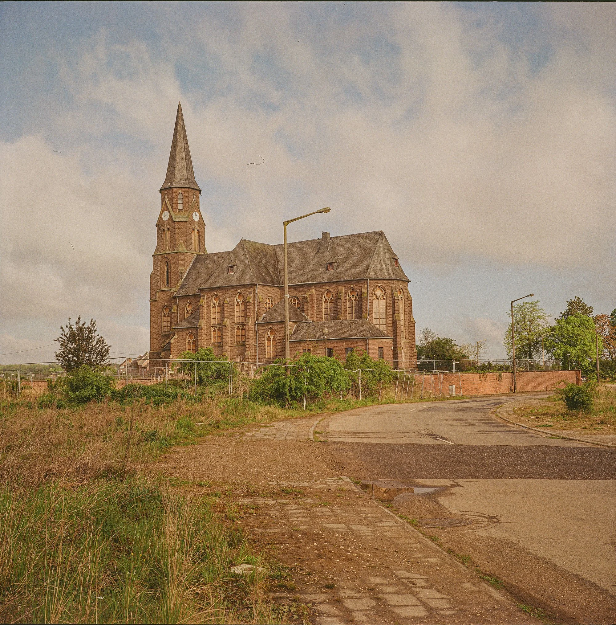 2026_Manheim-Mamiya6-Gold200-1-00001 Kopie.jpg