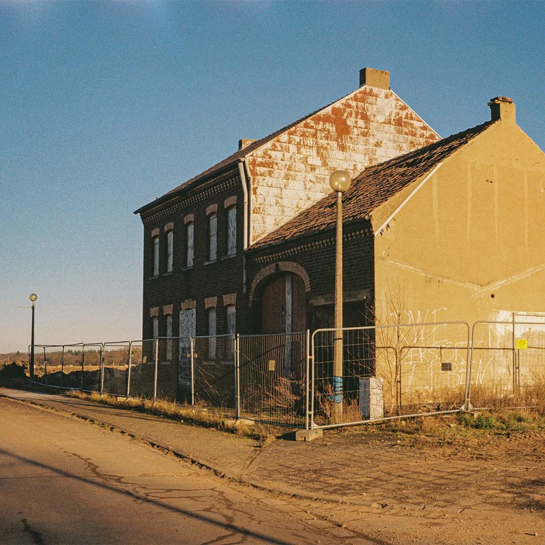 2025_MaheimHagenWeihnachten-LeicaM6-Gold200 (burnt)_00030 Kopie.jpg