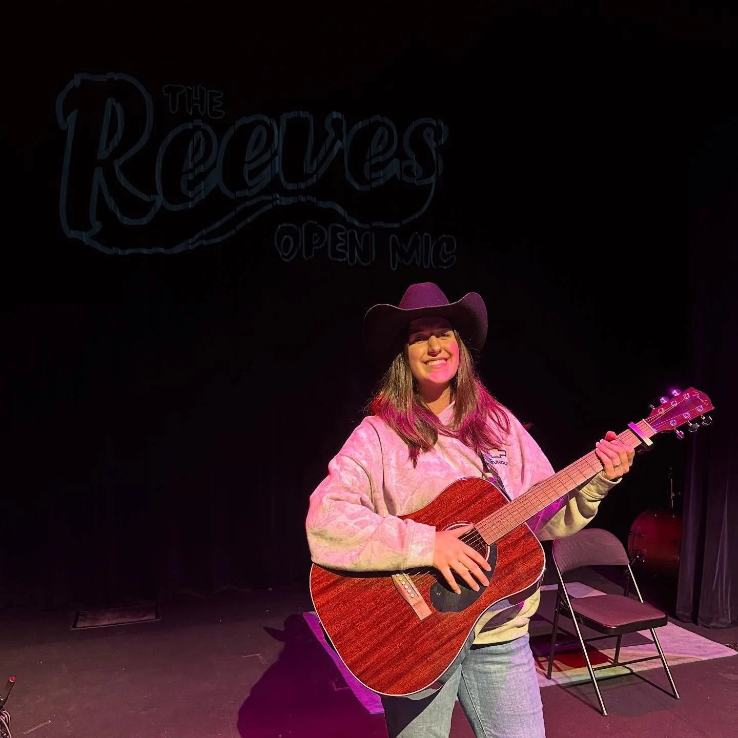 Congrats to tonight’s songwriter winner Elisabeth Thomas!
All of our contestants were fabulous. Be sure to sign up for our November 26 songwriter night, the last one of 2025!
#reeves #reevestheater #elkinnc #yadkinvalley #livemusic #concert #