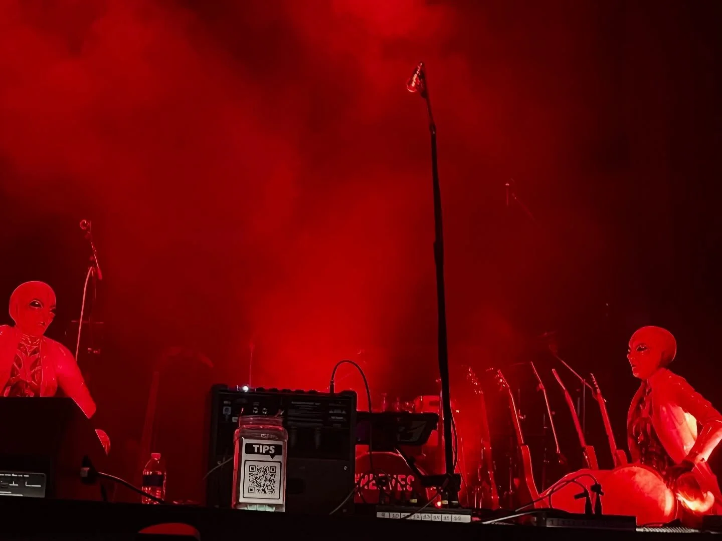 HALLOWEEN AT THE REEVES THEATER 🎭 👽🕸️👻🧞&zwj;♂️

We loved rocking out with @3toepossum and seeing all of you in your costumes! Hope everyone had a great Halloween weekend and consumed copious amounts of candy! 🍭

Catch more shows at the Reeves t