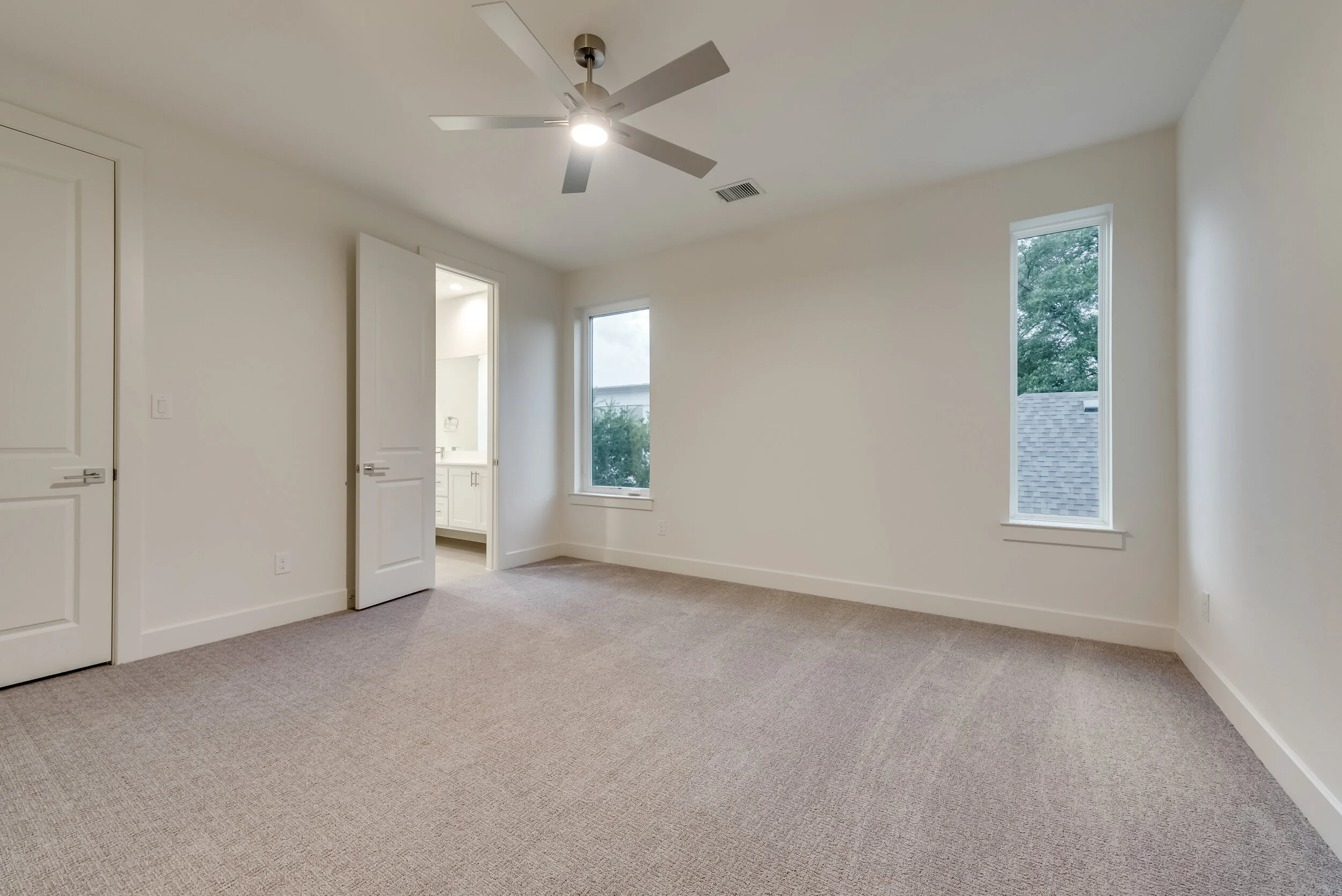 5954 Lewis St _ 33.jpg