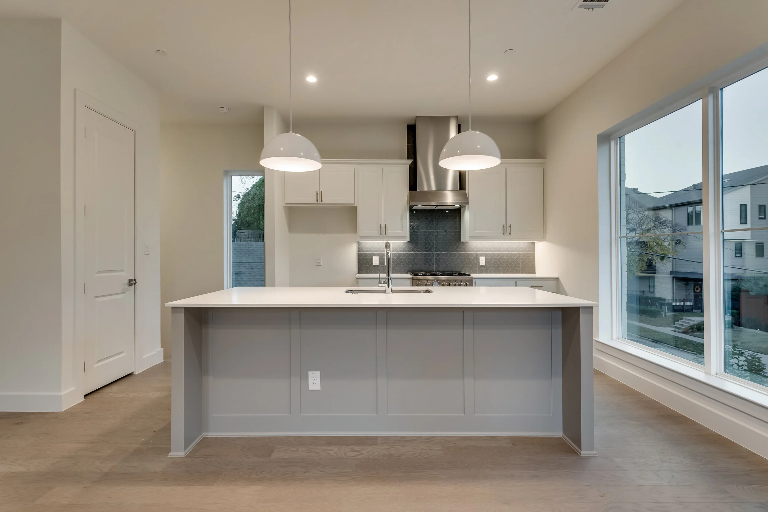 6017 Hudson St _ 13.jpg