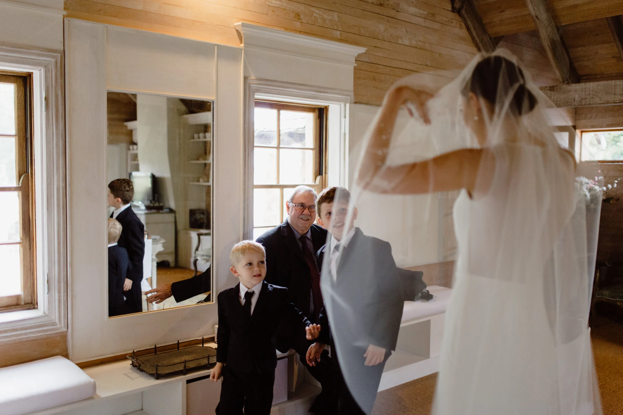 carly-tia-photography_emily-chris18.jpg