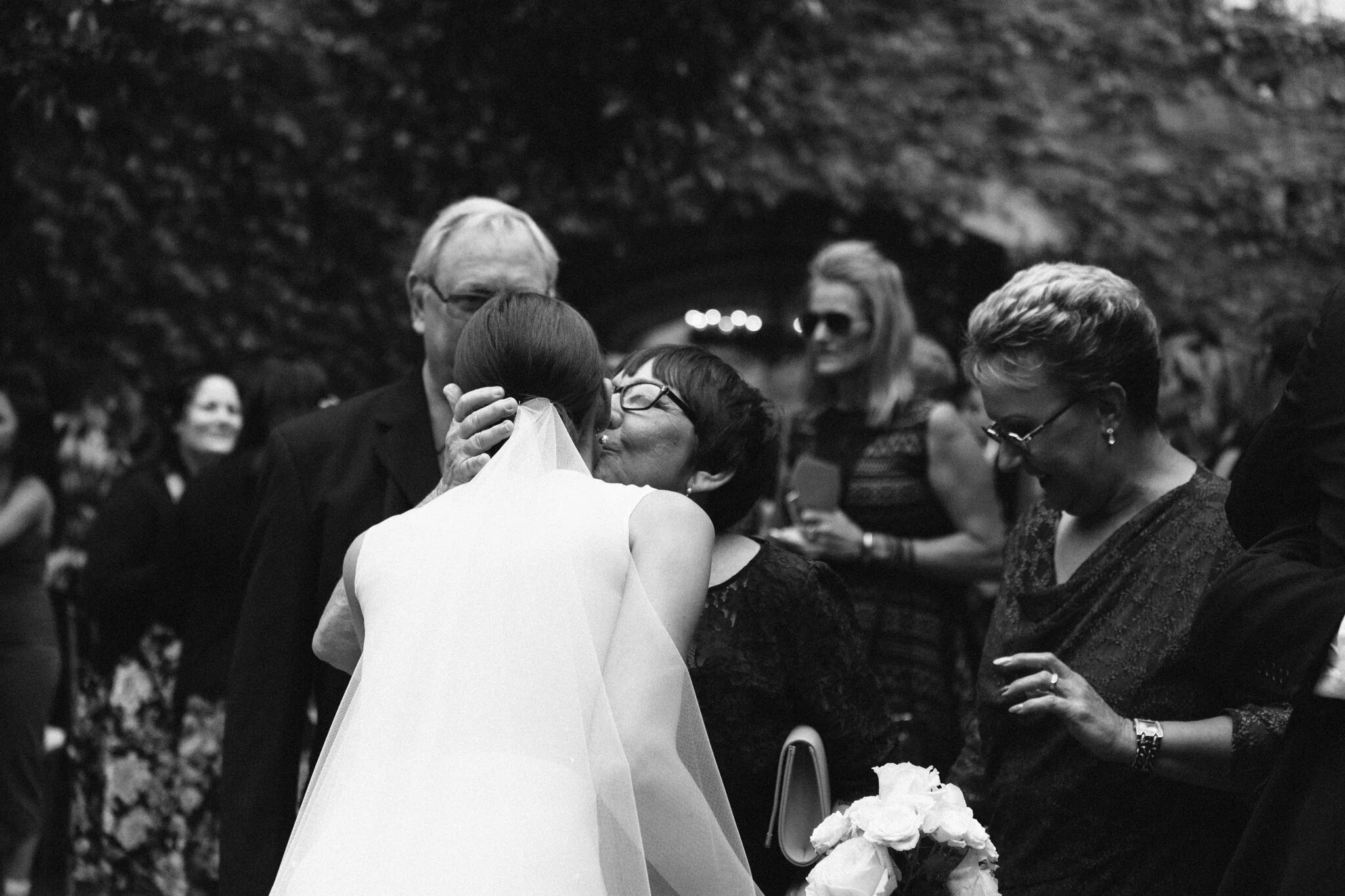 carly-tia-photography_emily-chris37.jpg