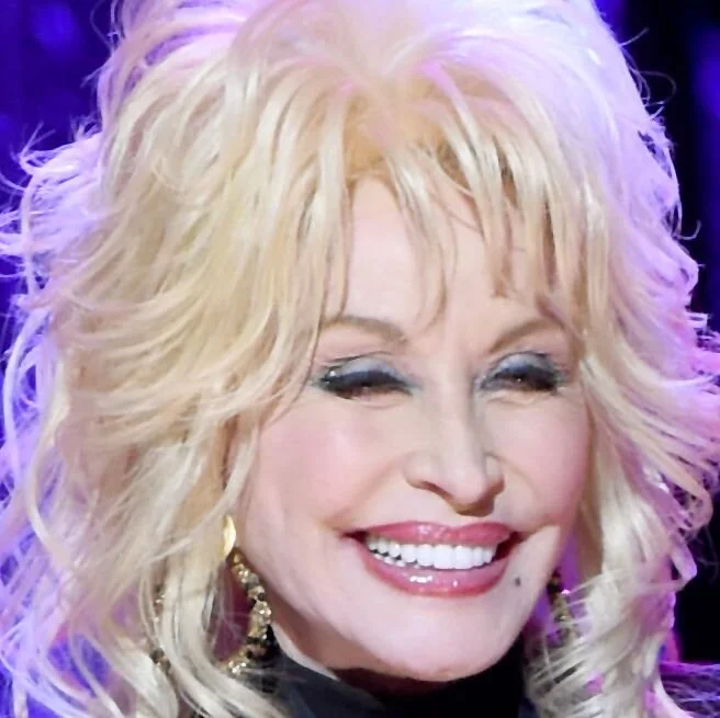 Could Jolene Be The 2021 Celebrity Scent The World Is Waiting For?