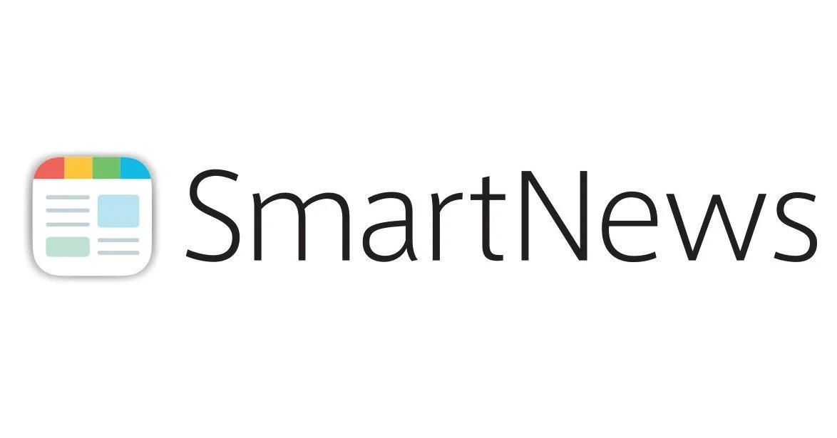 SmartNews app logo with text.