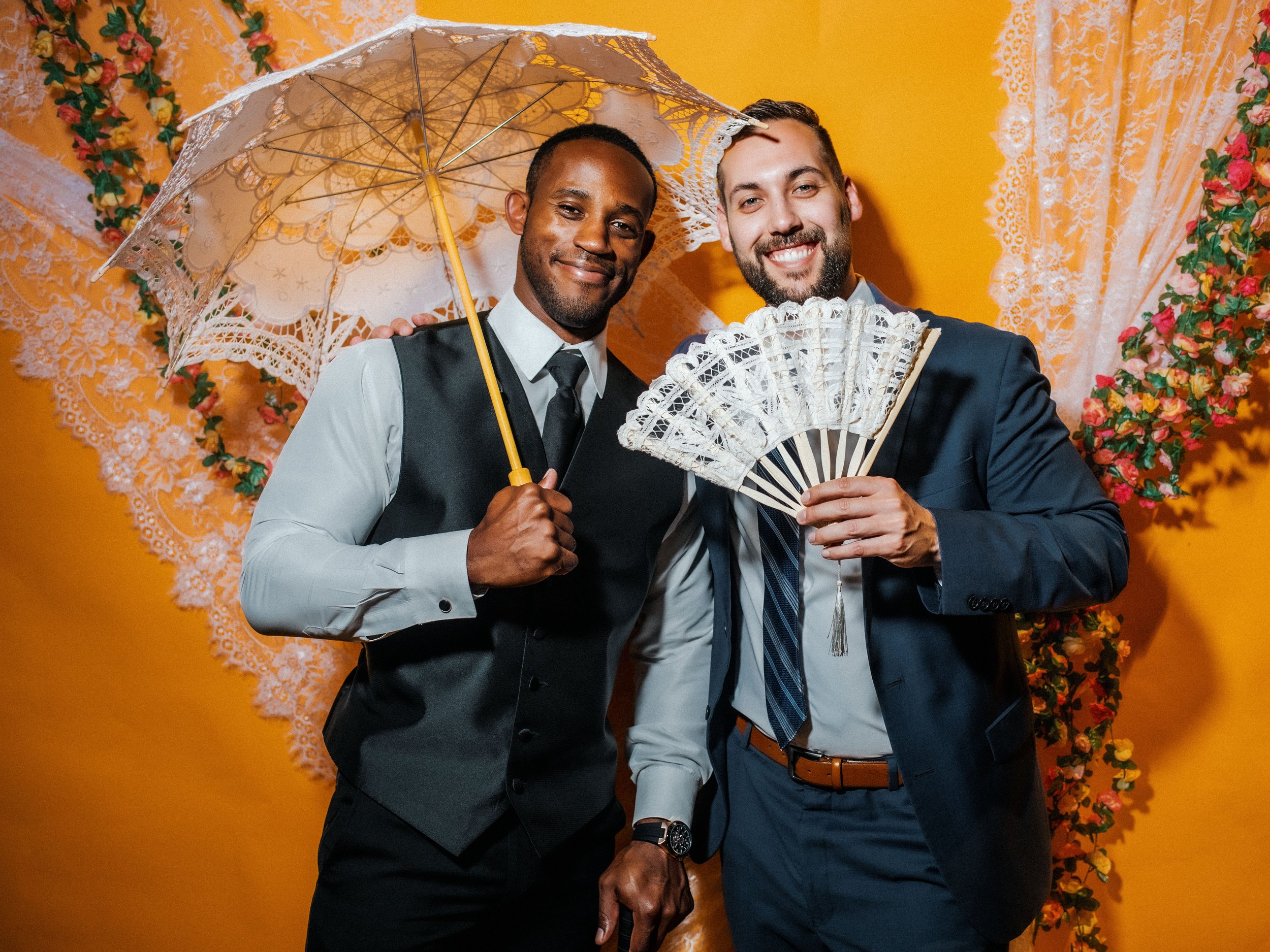 Caleb & Natalia_Photobooth67.jpg