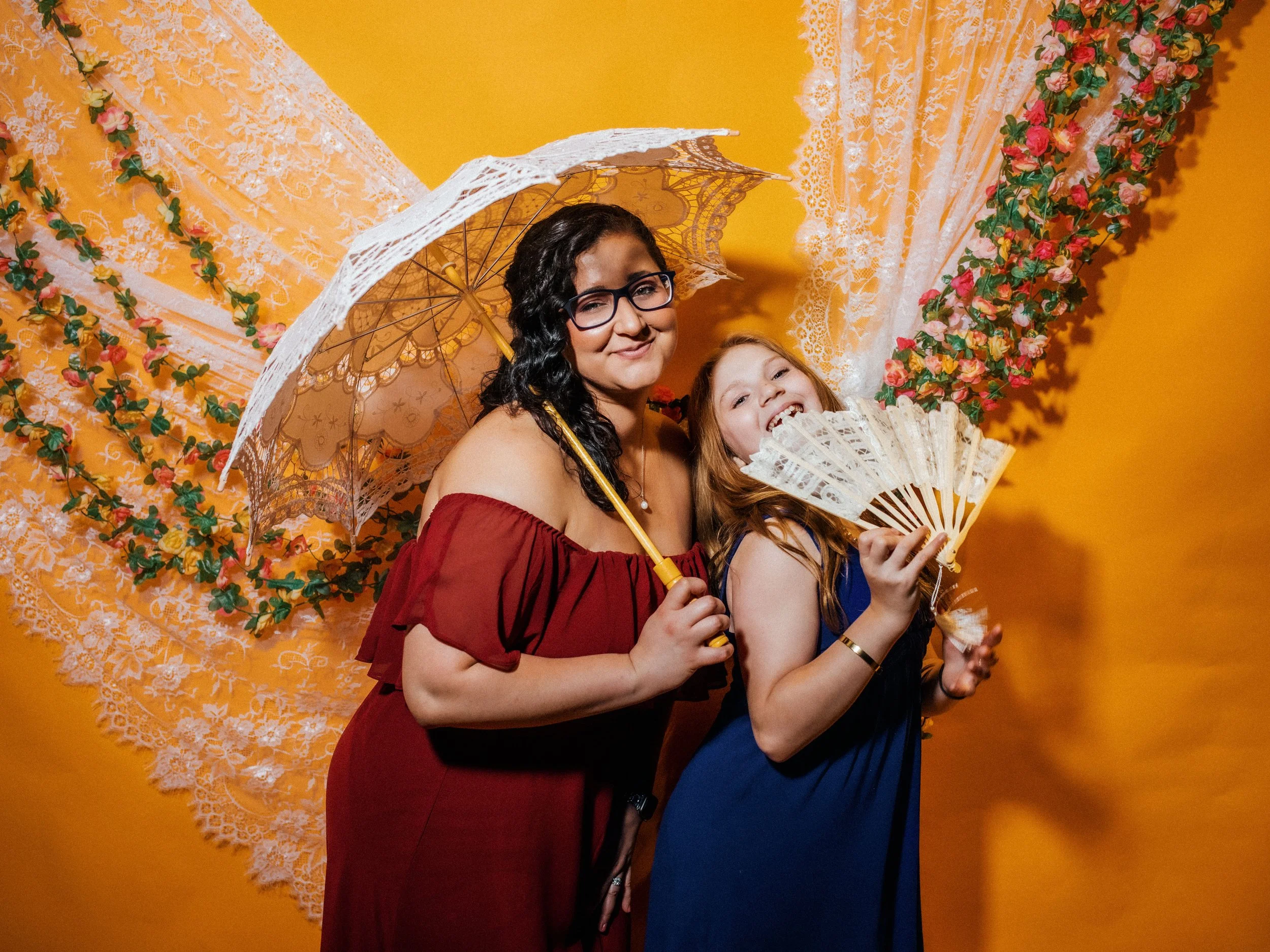 Caleb & Natalia_Photobooth63.jpg