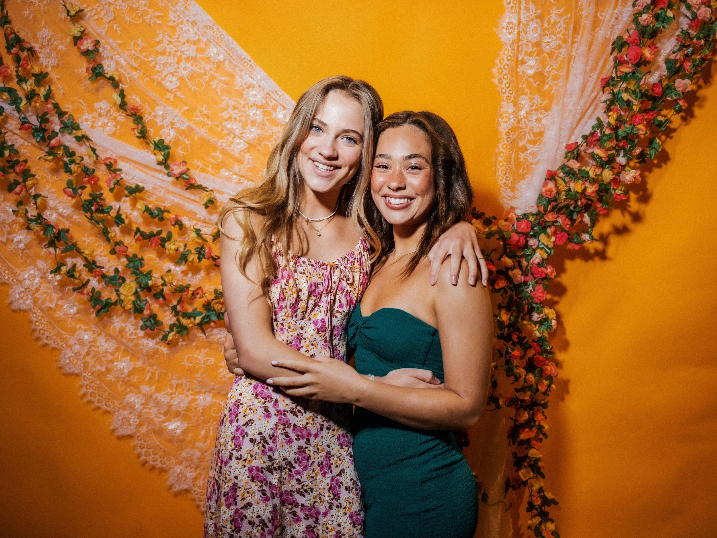 Caleb & Natalia_Photobooth42.jpg