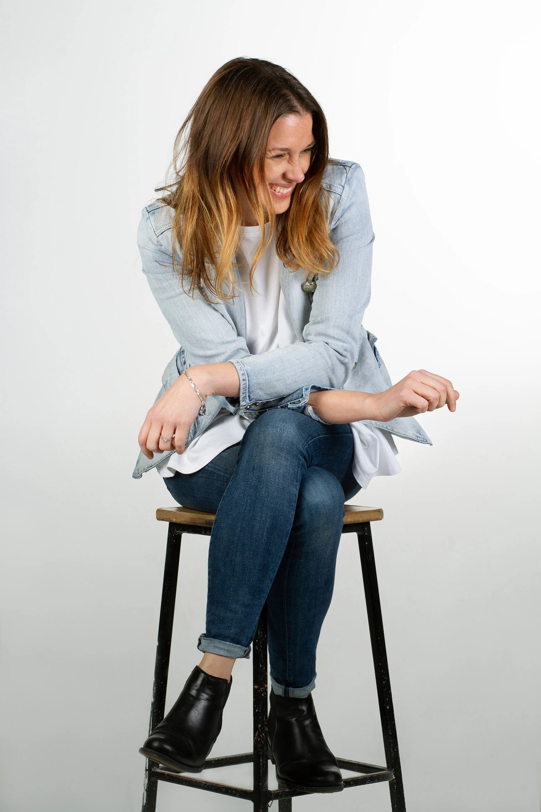 headshot_tamarynRoy copy1.jpg