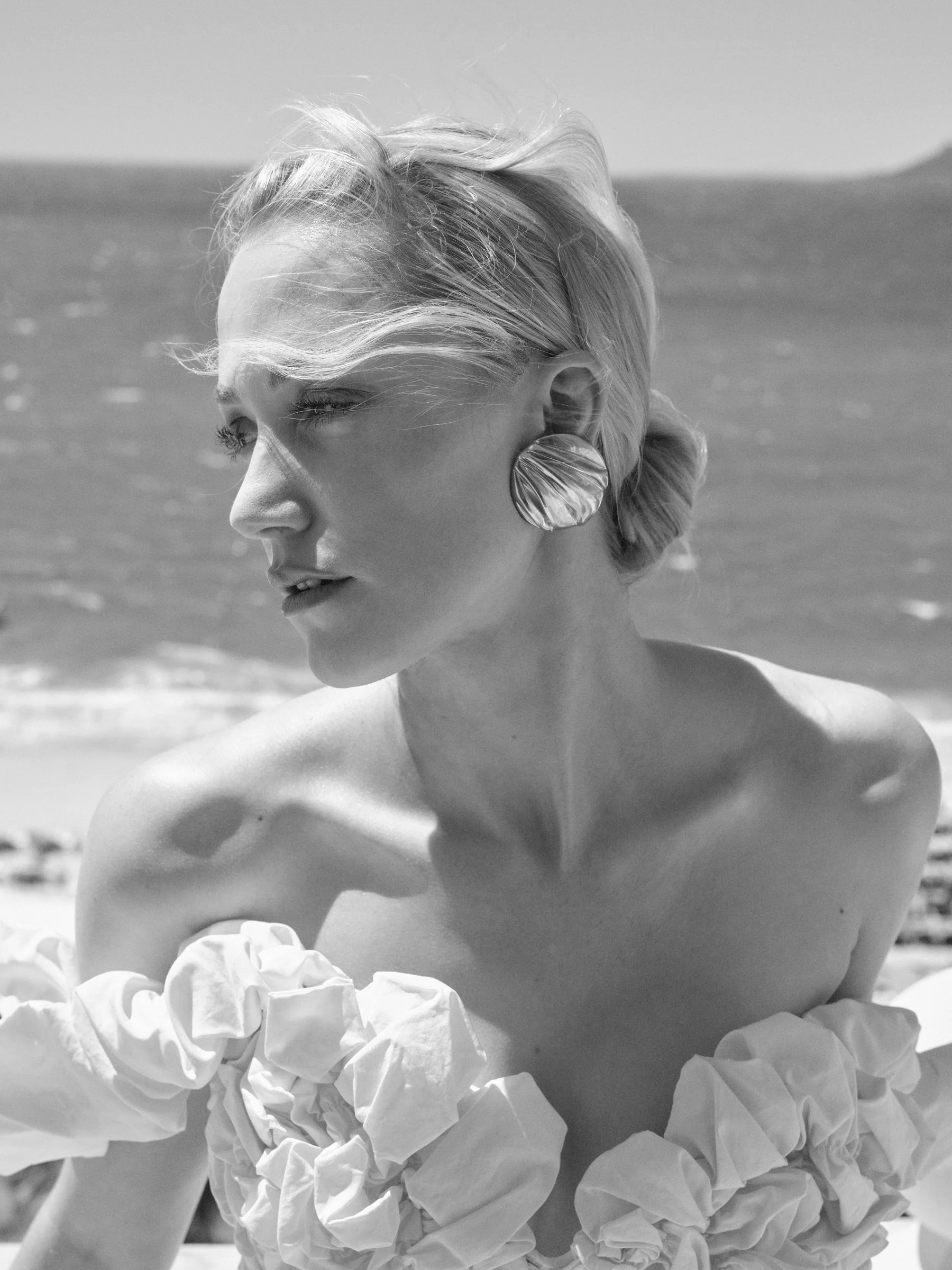 MaikaMonroe_RTV_Final_03.jpg