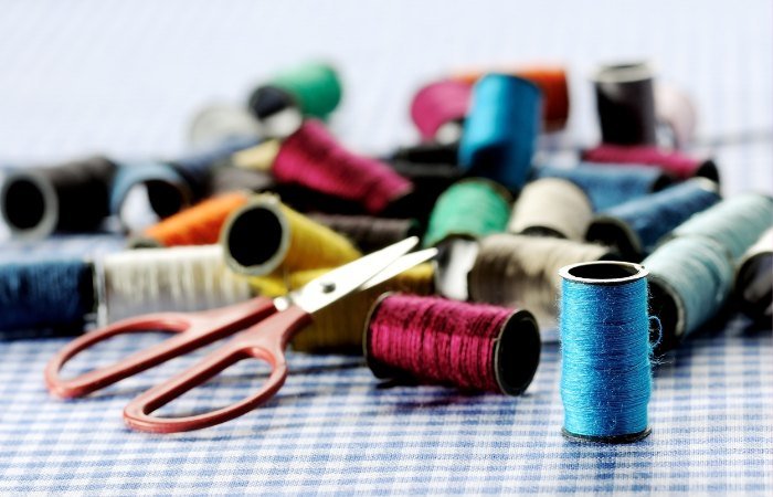 Welcome to Chatswood Alterations Shop, your new local destination for expert alterations and high-quality tailoring.

With over 35 years of experience, Timo brings unmatched skill and craftsmanship to every garment. Whether you need a simple hem, a f