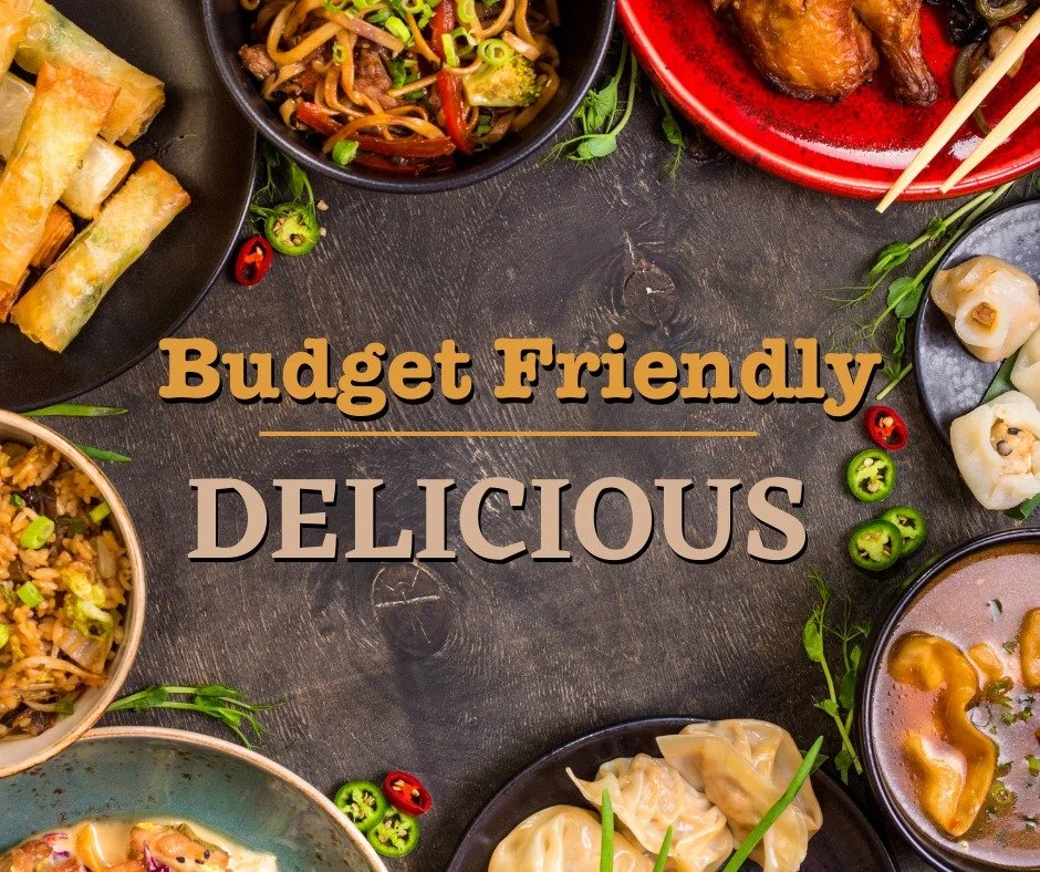👨&zwj;👩&zwj;👧&zwj;👦 Bring the kids to the Mandarin Centre Food Court these school holidays! Let them explore and pick their own tasty finds for $10 and under &mdash; it&rsquo;s a fun activity for them AND a budget-friendly lunch for you. 🍔🍜🍟He