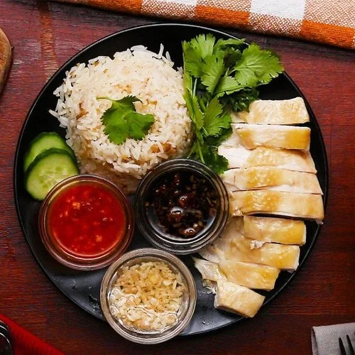 Foodie alert! 🚨 East West Gourmet has scored the Good Food Guide Critics&rsquo; Choice Award! Haven&rsquo;t tried their chicken rice or laksa yet? This is your sign. 🙌🍽️

 #ChatswoodEats #FoodieFinds #GoodFoodGoodMood #MandarinCentreEats #chatswoo