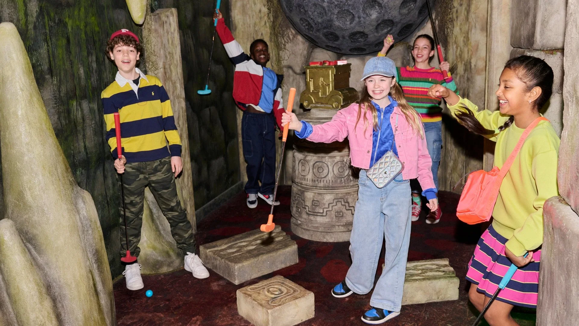 Only $14 for BIG school holiday fun! 🤩⛳
9 holes of colourful, quirky mini golf at Holey Moley = laughs, challenges and epic pics. Available all day, every day these holidays. Book ahead!
📅 ends Jan 29, 2026

 #schoolholidays #HoppyTimes #funthingsf