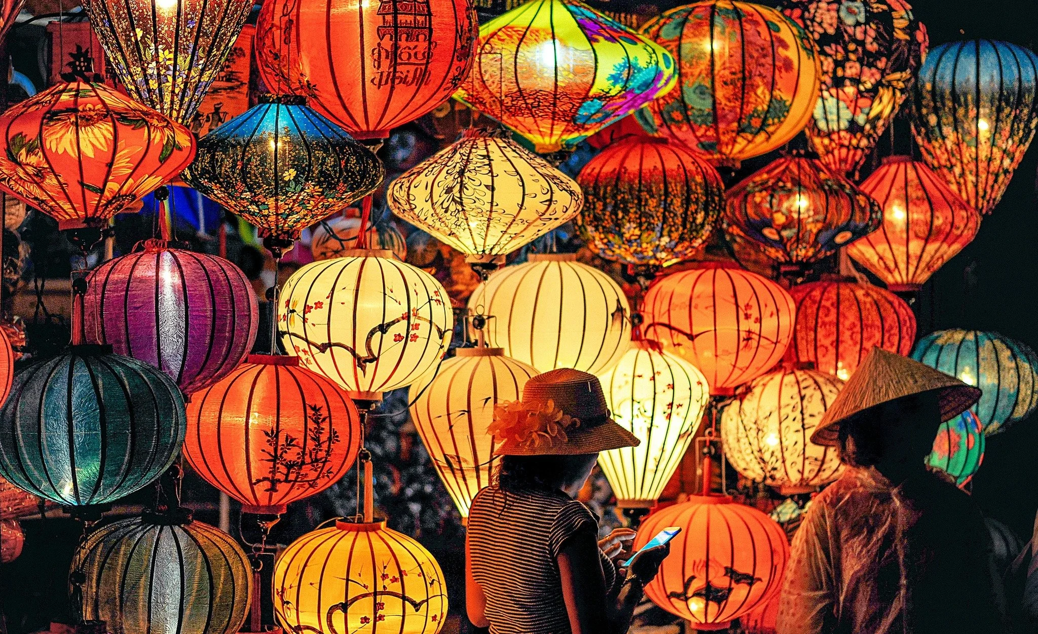 Wishing all our wonderful customers a very happy Lantern Festival 🏮✨

May this special day bring light, happiness and sweet moments shared with family and friends. Here&rsquo;s to new beginnings and a year filled with good fortune! 🧧💛

#lanternfes