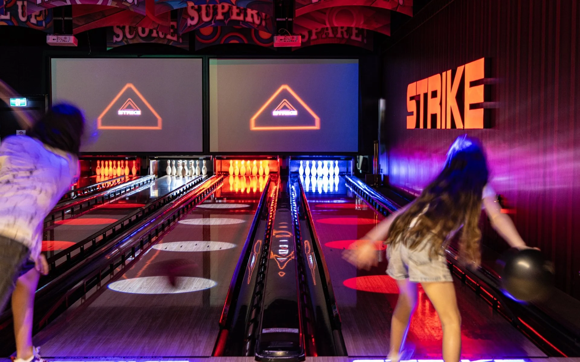 Keep the kids entertained with these awesome holiday deals from 4&ndash;19 April at Strike!

🎳 At Strike Bowling &ndash; $14 Bowling &amp; Laser Tag
⛳ At Holey Moley Golf Club &ndash; $14 for 9 holes of Mini Golf
🕹️ At Archie Brothers &ndash; Doubl