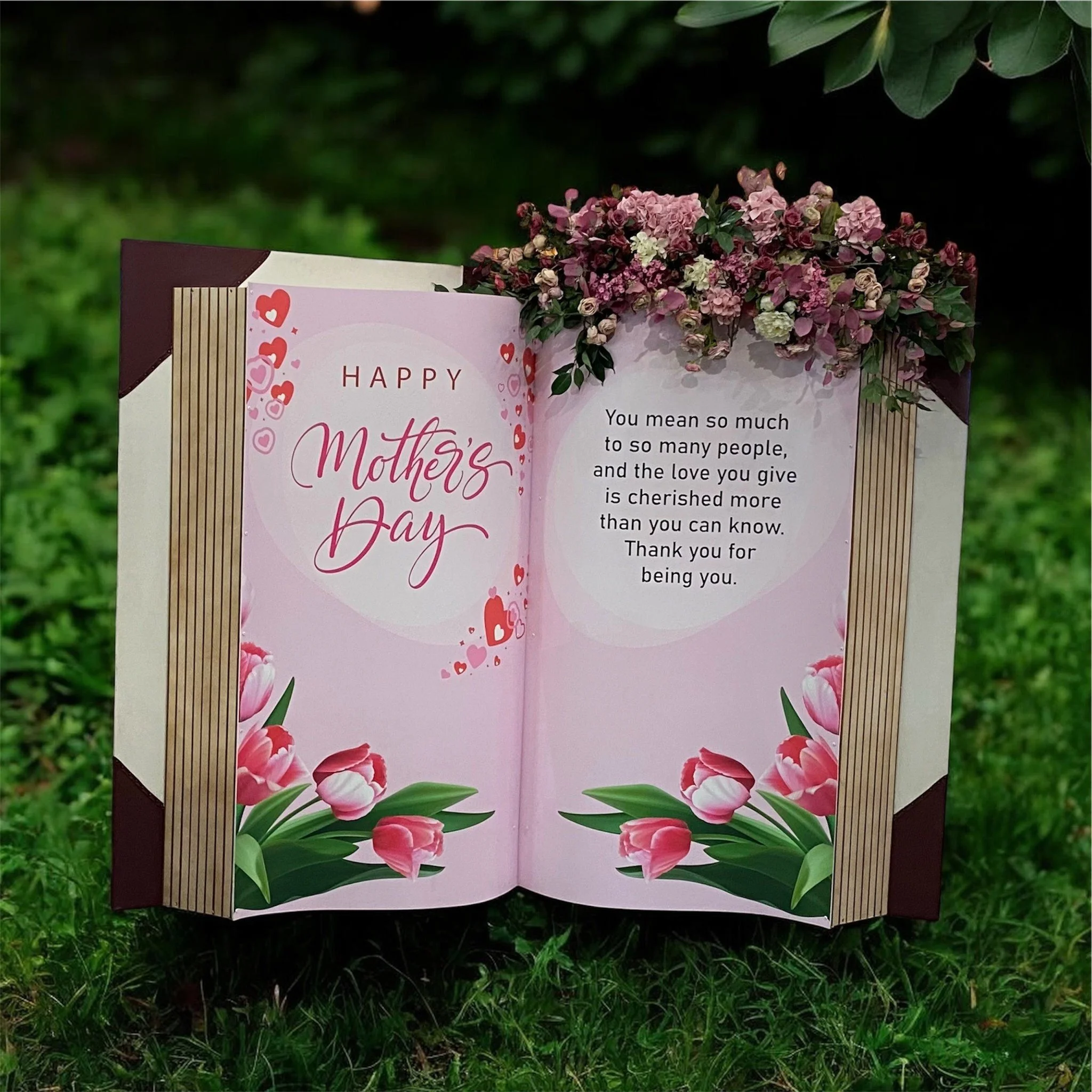 Celebrate Mum in a big way this Mother&rsquo;s Day! 💖📸

Visit Mandarin Centre and snap a photo in front of our giant Mother&rsquo;s Day card installation &mdash; the perfect way to create a heartfelt, personal message just for Mum.

Share your phot