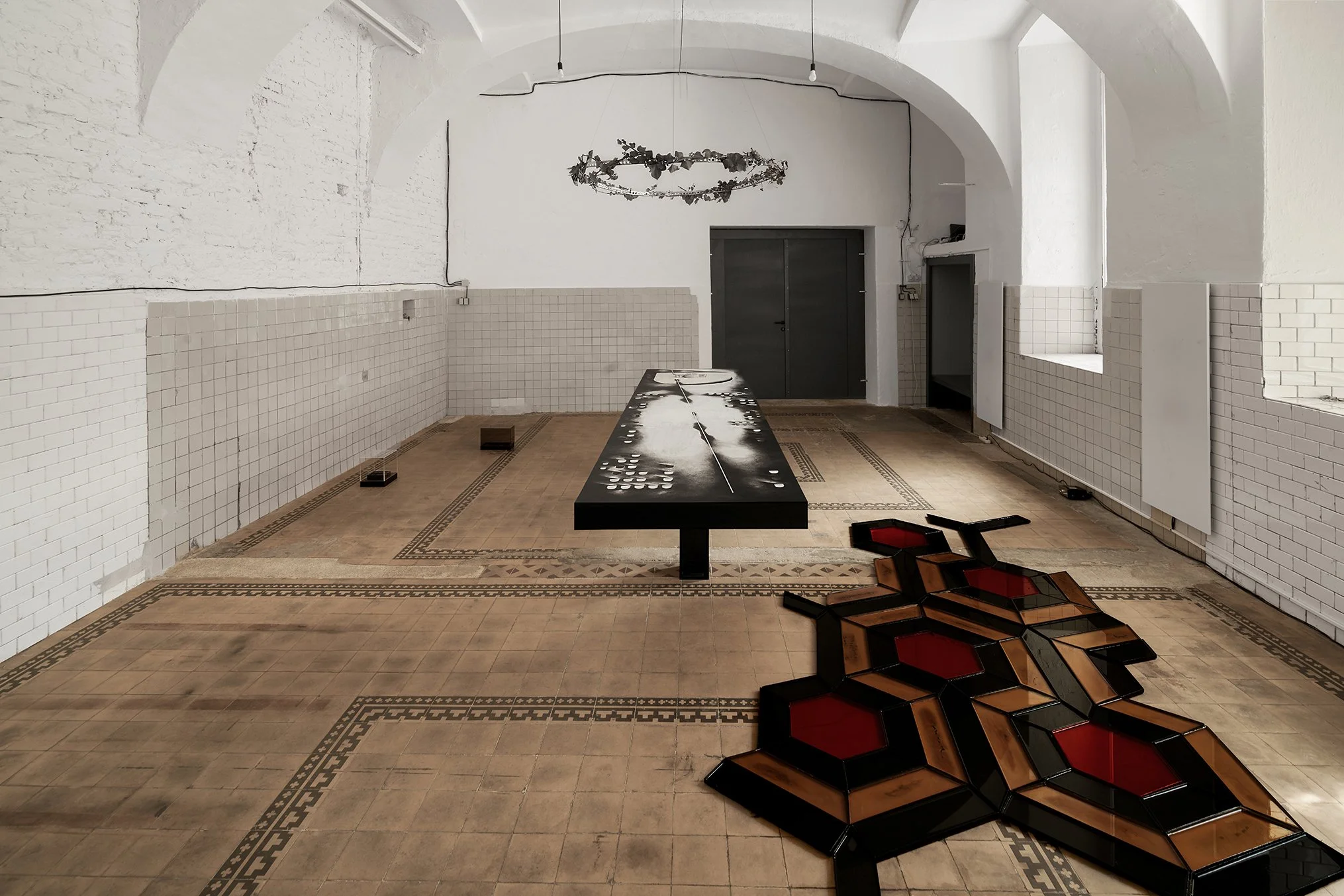 ECHOES THAT REFUSE TO FADE Anzhelika Palyvoda, Céline Struger,  Sofiia Yesakova, FaVU Gallery, Brno, 2026.