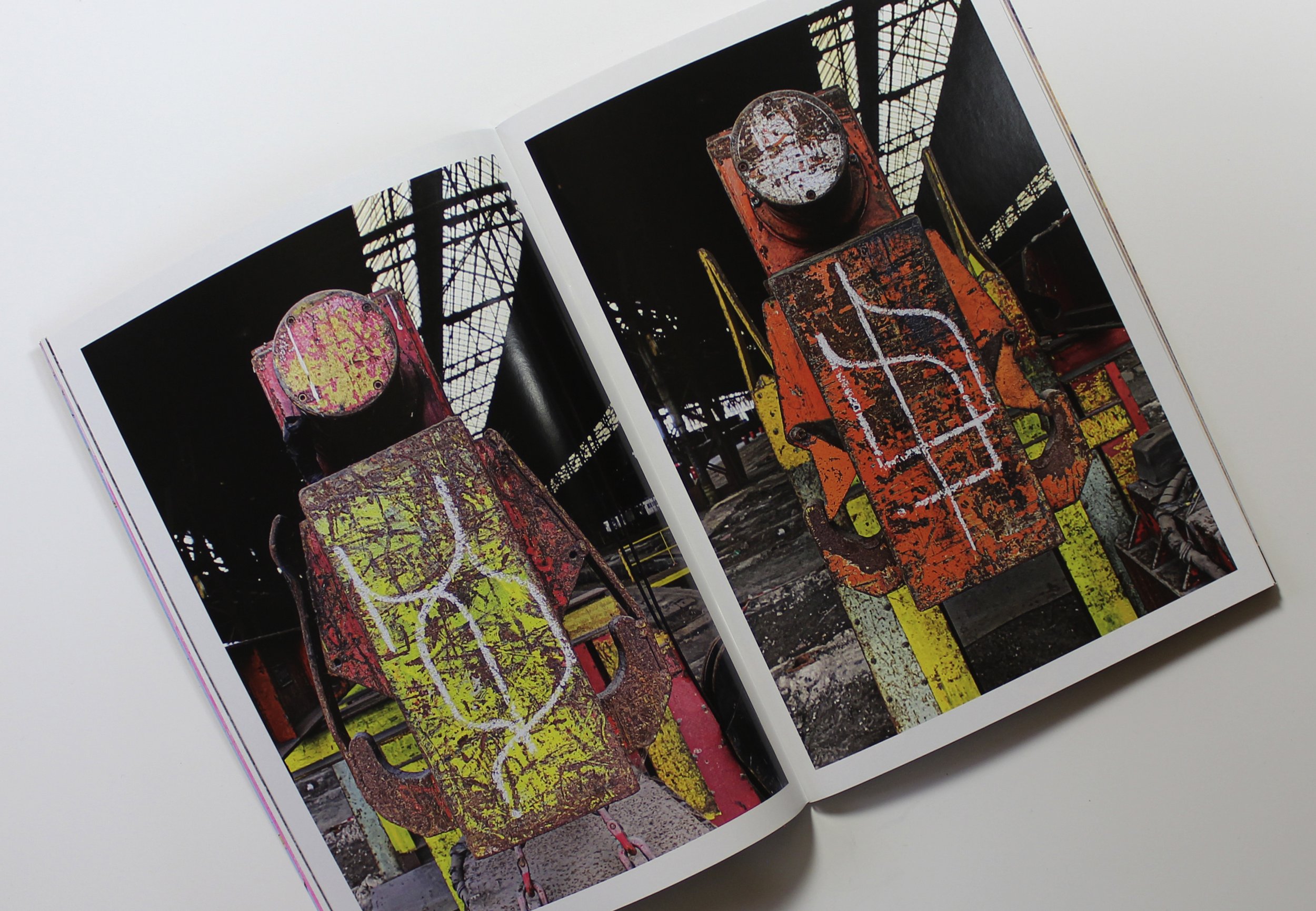 PACKSHOT BOOKS_ONE5.jpg