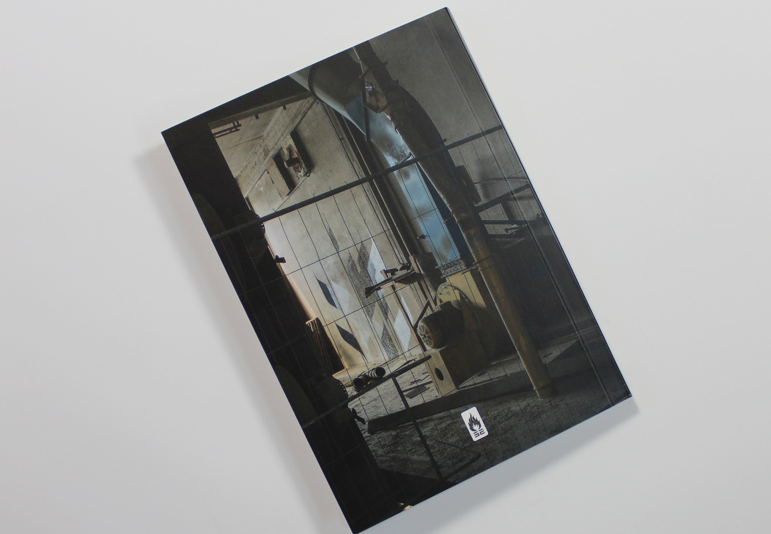 PACKSHOT BOOKS_VEIL12.jpg