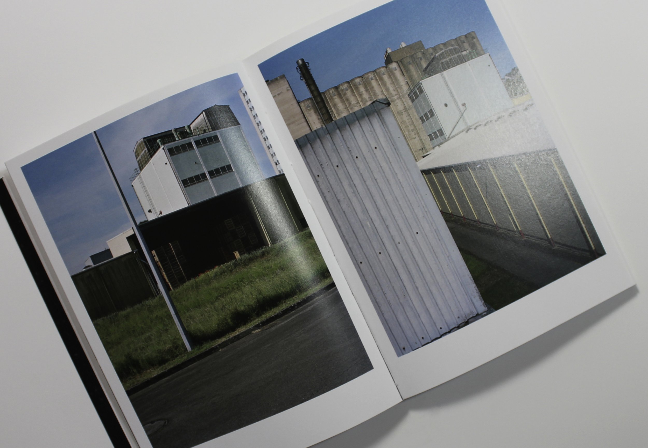 PACKSHOT BOOKS_VEIL5.jpg