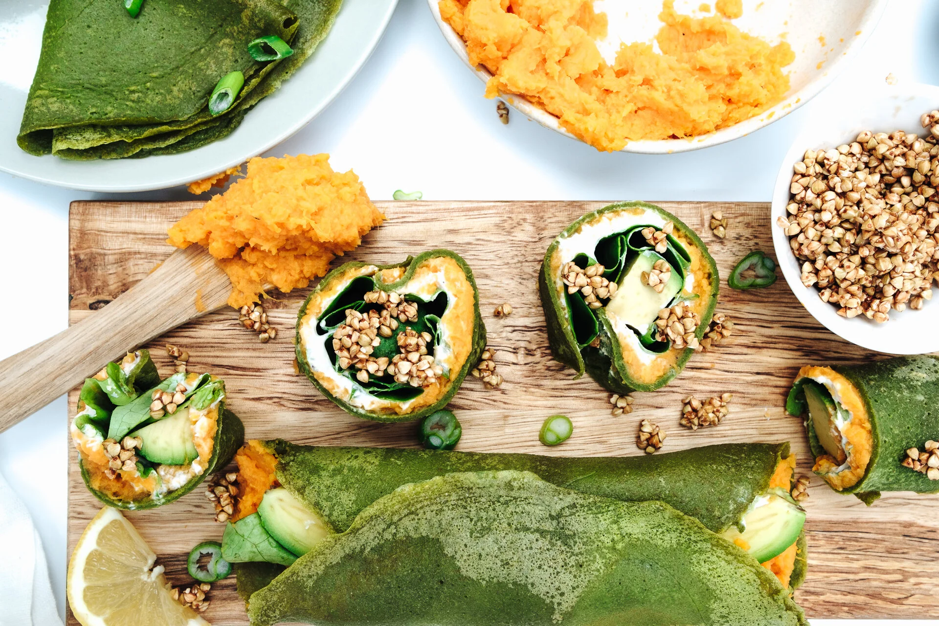 Spinat-Pfannkuchen mit Süßkartoffel Füllung