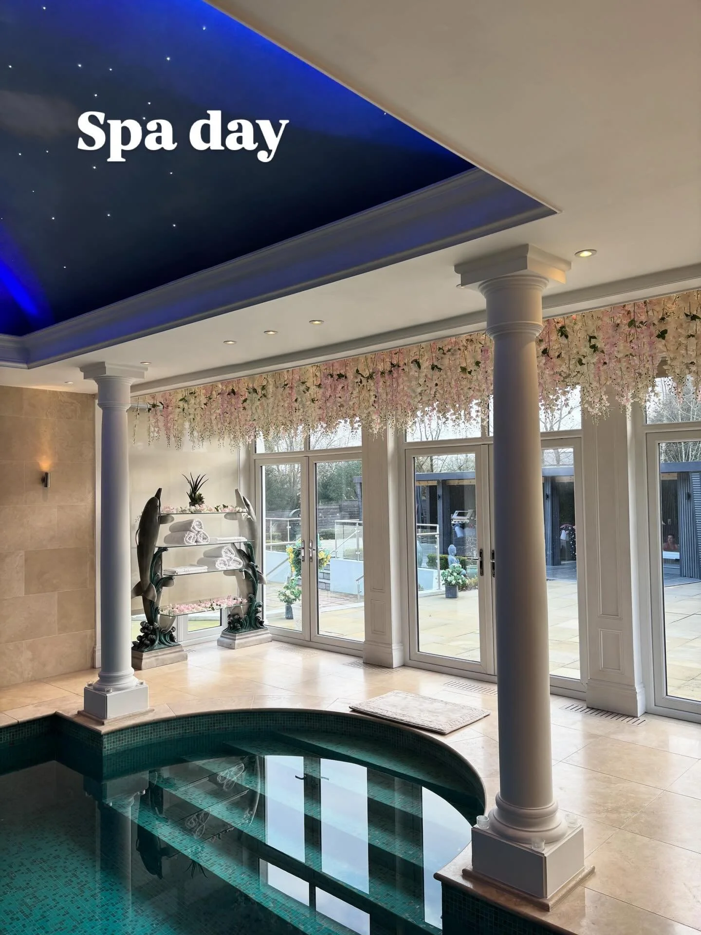 Today I spent the afternoon treating a fab bunch of ladies who were celebrating an 18th birthday @the_willows_spa 
I couldn&rsquo;t recommend this beautiful tranquil place enough.
You are able to book the spa privately and have sole use for  you and 