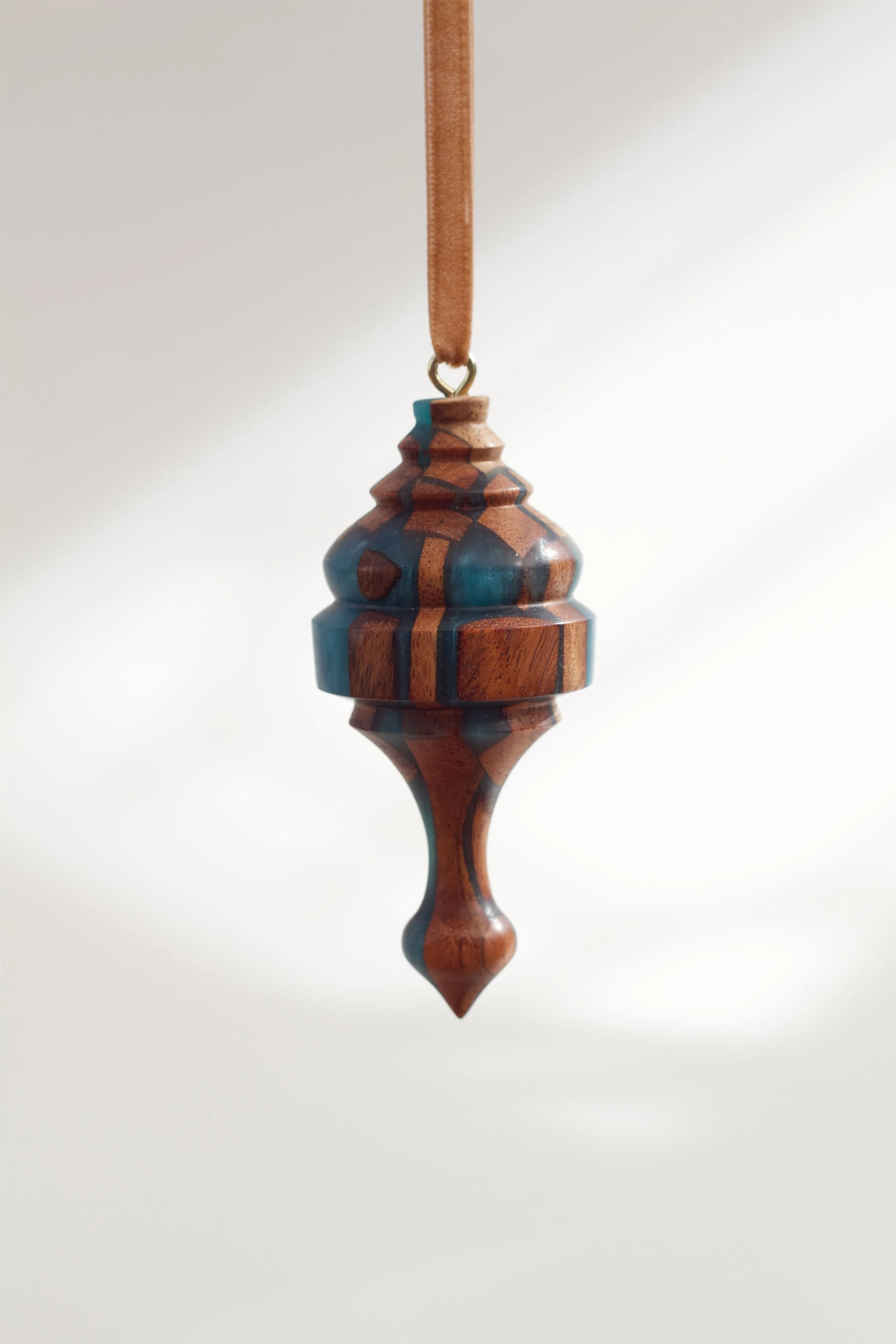 Decoration - Sapele and Teal resin