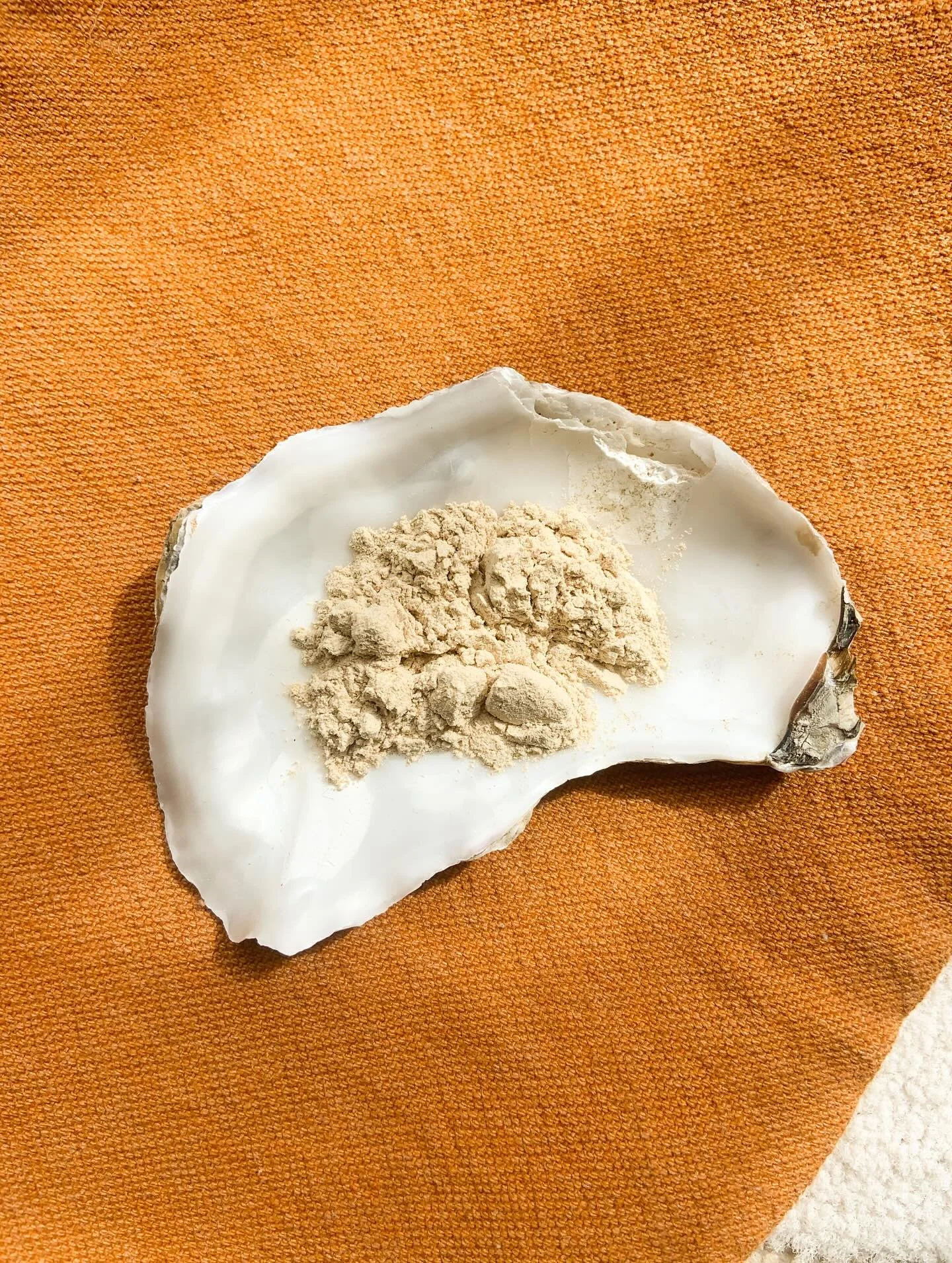 COLLAGEN BUDDY &bull;&bull;&bull; Ashwagandha medicine

Saviez-vous que puisque l&rsquo;Ashwagandha aide &agrave; diminuer le stress oxydatif et &agrave; stabiliser les hormones, il aide aussi &agrave; maintenir un environnement favorable &agrave; un