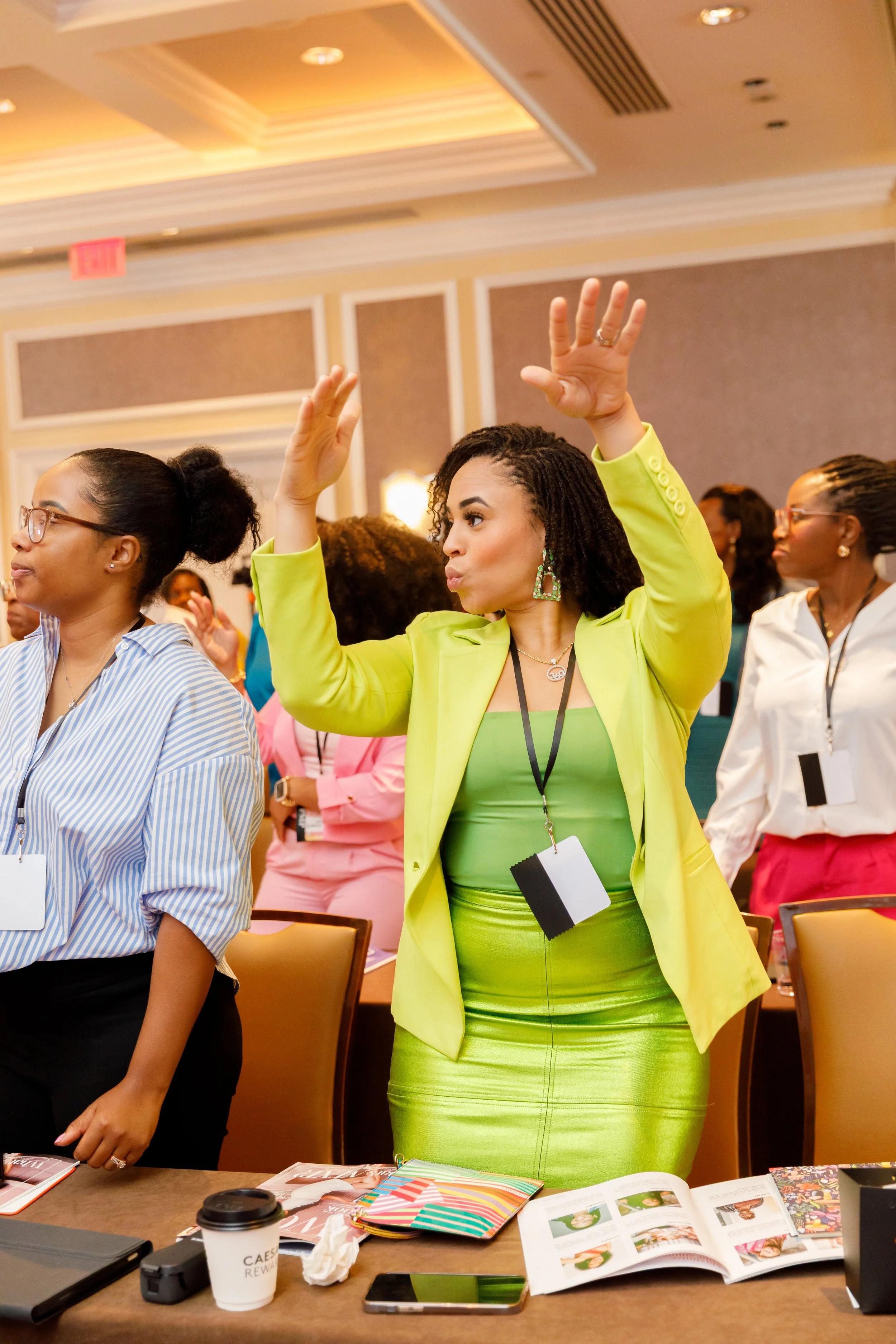 Your Conference Capsule Wardrobe: 10 Pieces That Make Getting Ready Effortless