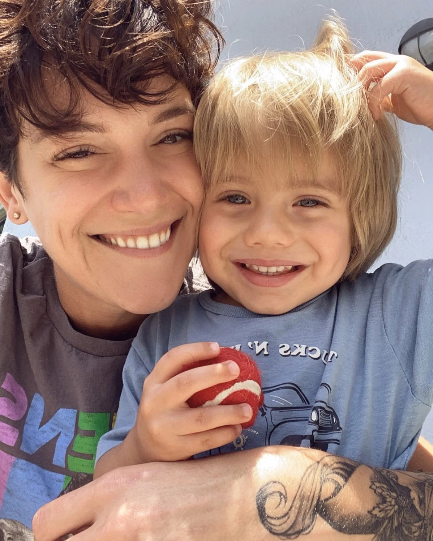 Sometimes the universe brings people into your life for a reason... Without effort... With like minds &amp; kind hearts 🙏🏻❤️🌻... Just genuine love &amp; support... This baby boy has planted himself in my heart... His mom &amp; pops humans I now ca