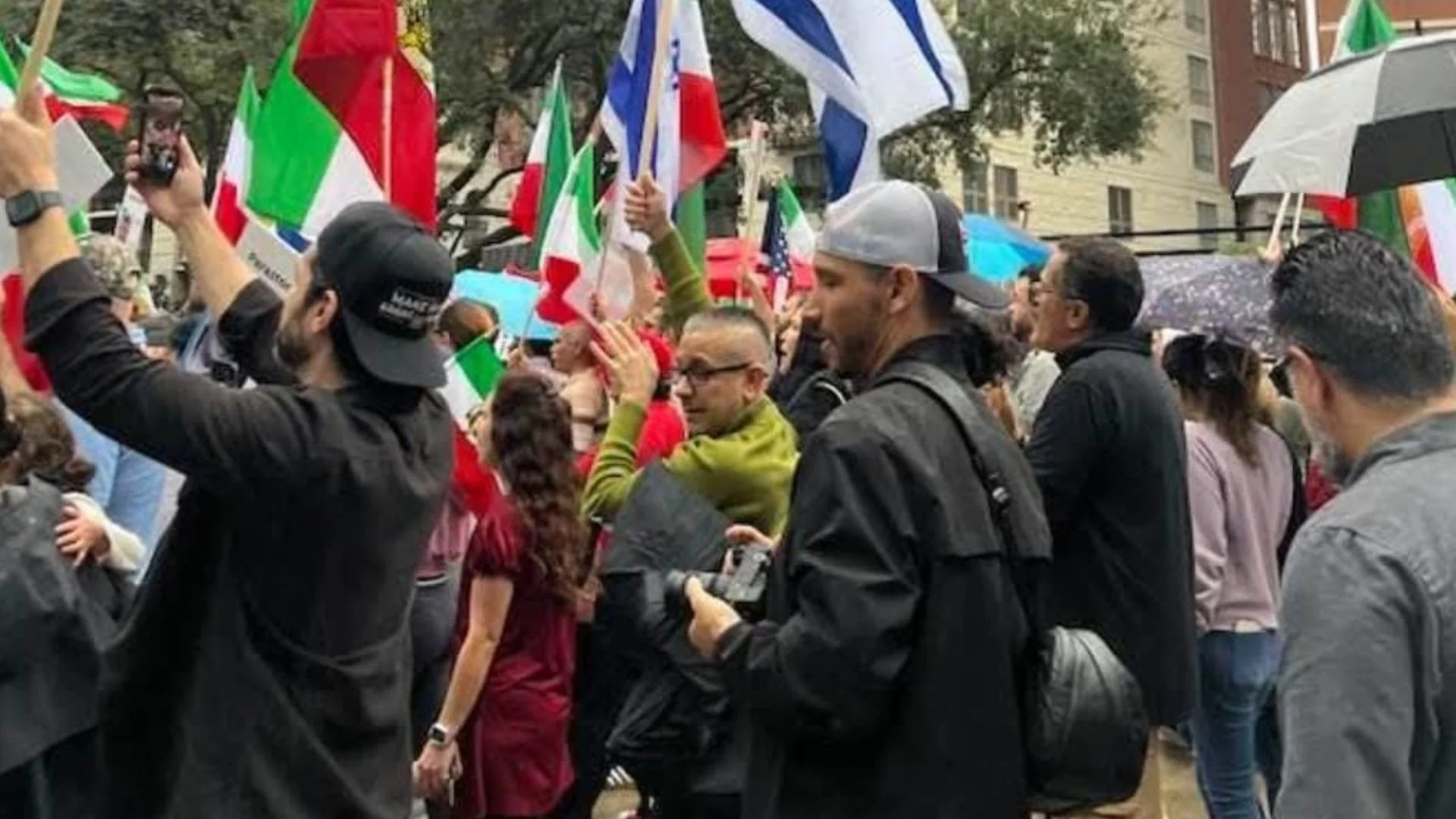 Praying for 20K Iranians in Houston (11).jpg