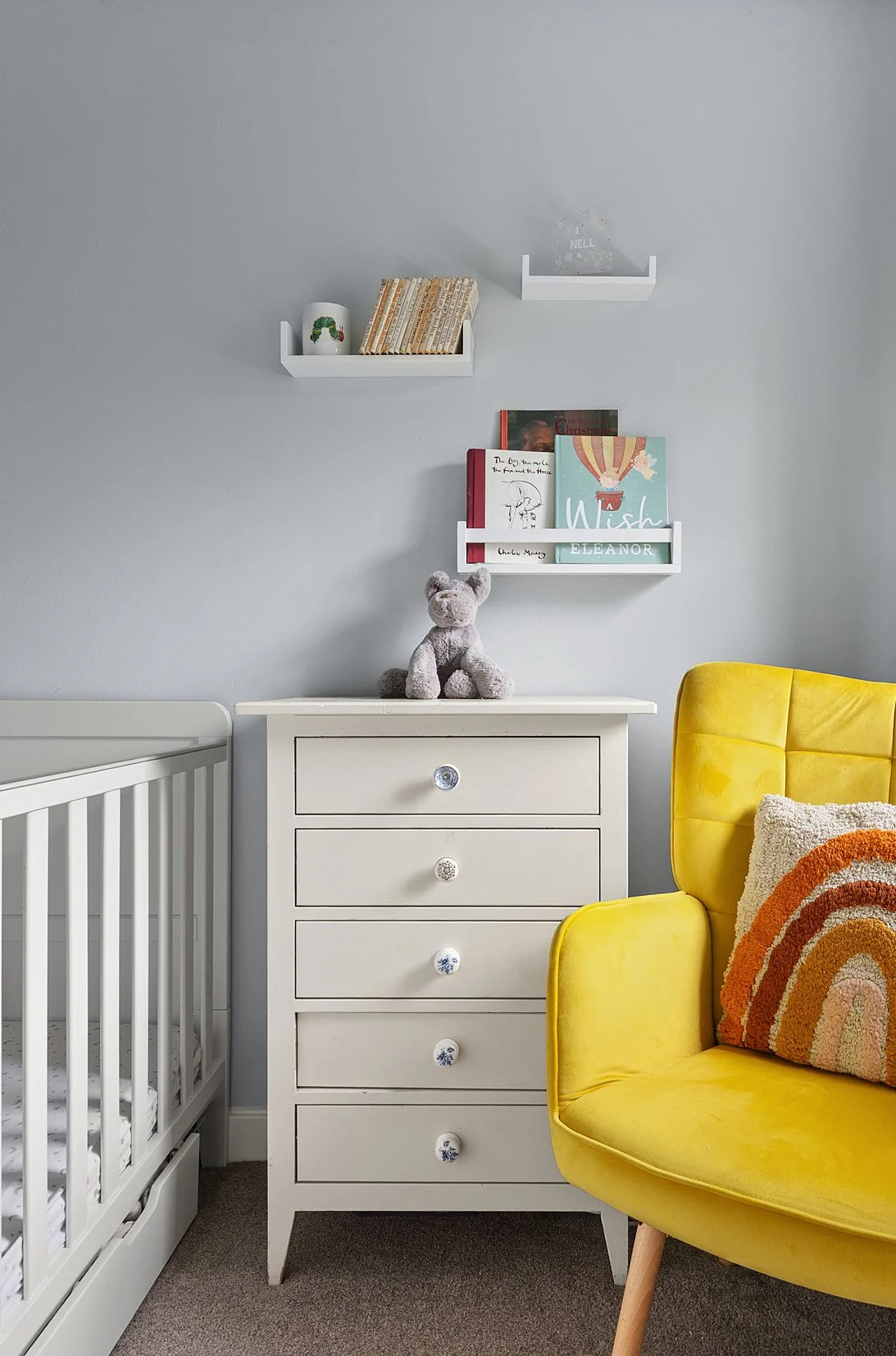 17 montrose avenue 129-1534T.jpg