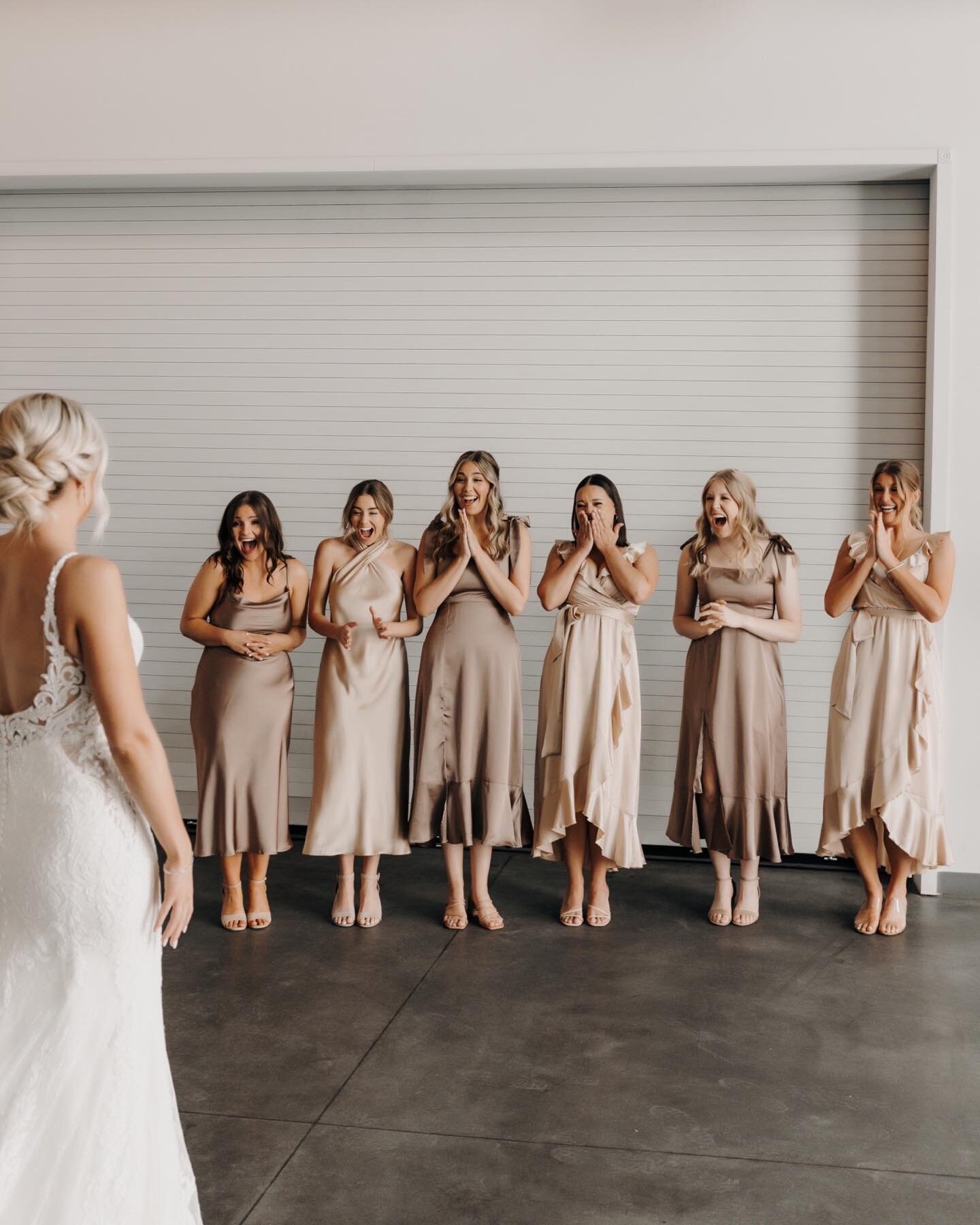 Moments of connection 🤍

That fleeting moment when you see your best friend, daughter, son, granddaughter, parent, loved one on their/your wedding day is so surreal and special. 

Hannah &amp; Brenton had both planned first looks and a few unplanned