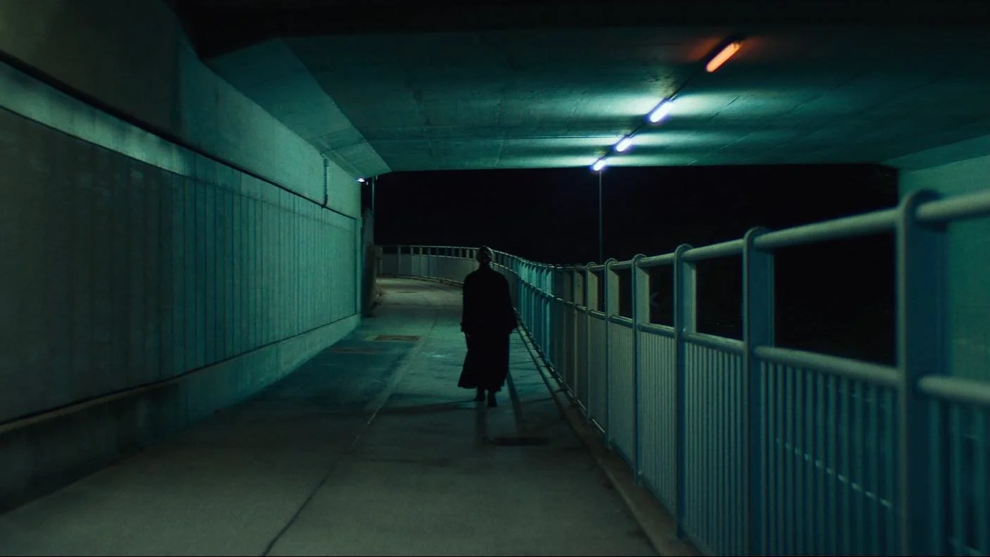 ODYSSEY DC 🧿

Another adventure with our friends from @napaeatheband Thank you so much for your trust 

Director: @lapelusa_h 
Production: @hplusf @gernsabine 
DoP: @fabiomotadop 
Steadicam: @steadibene 
1 AC: @focus_willi 
2 AC: @foramitti 
Gaffer: