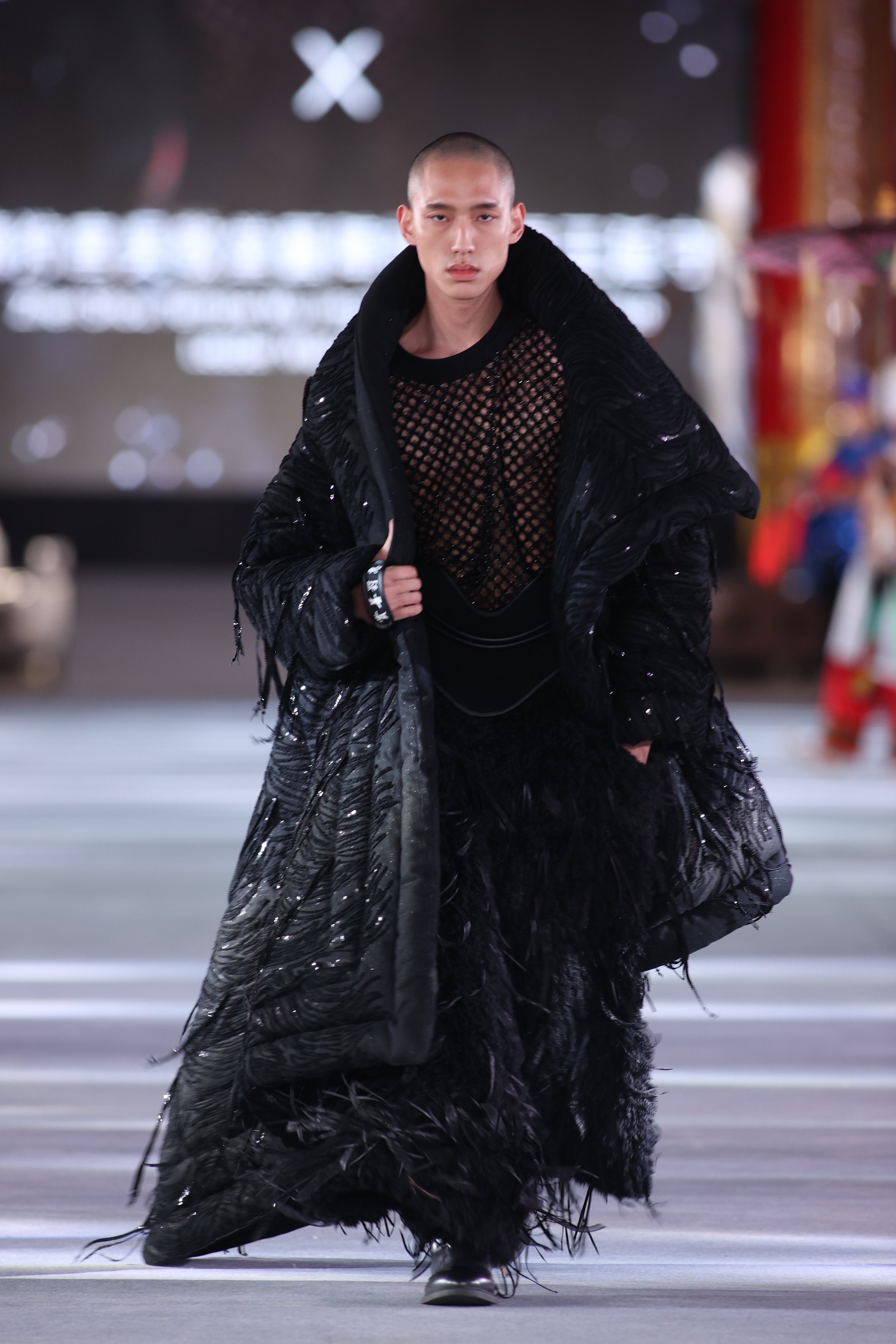 Taipei Fashion Week Autumn/Winter 2023 Opens with “CrossLab: Dialogue  Between Traditional Performance, Craftsmanship and Fashion” Runway Show —  Swanky Magazine