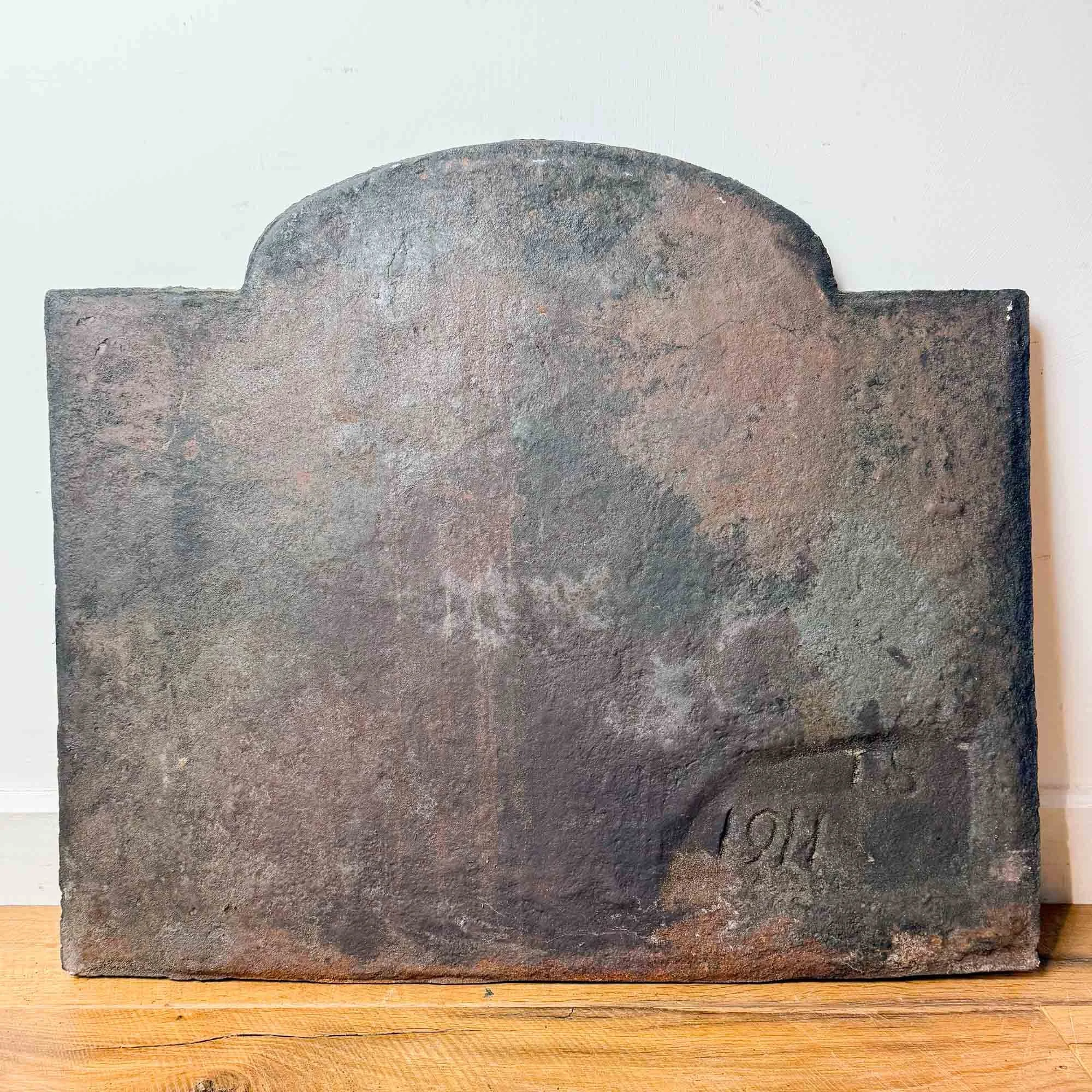 cast iron fireback-2.jpg