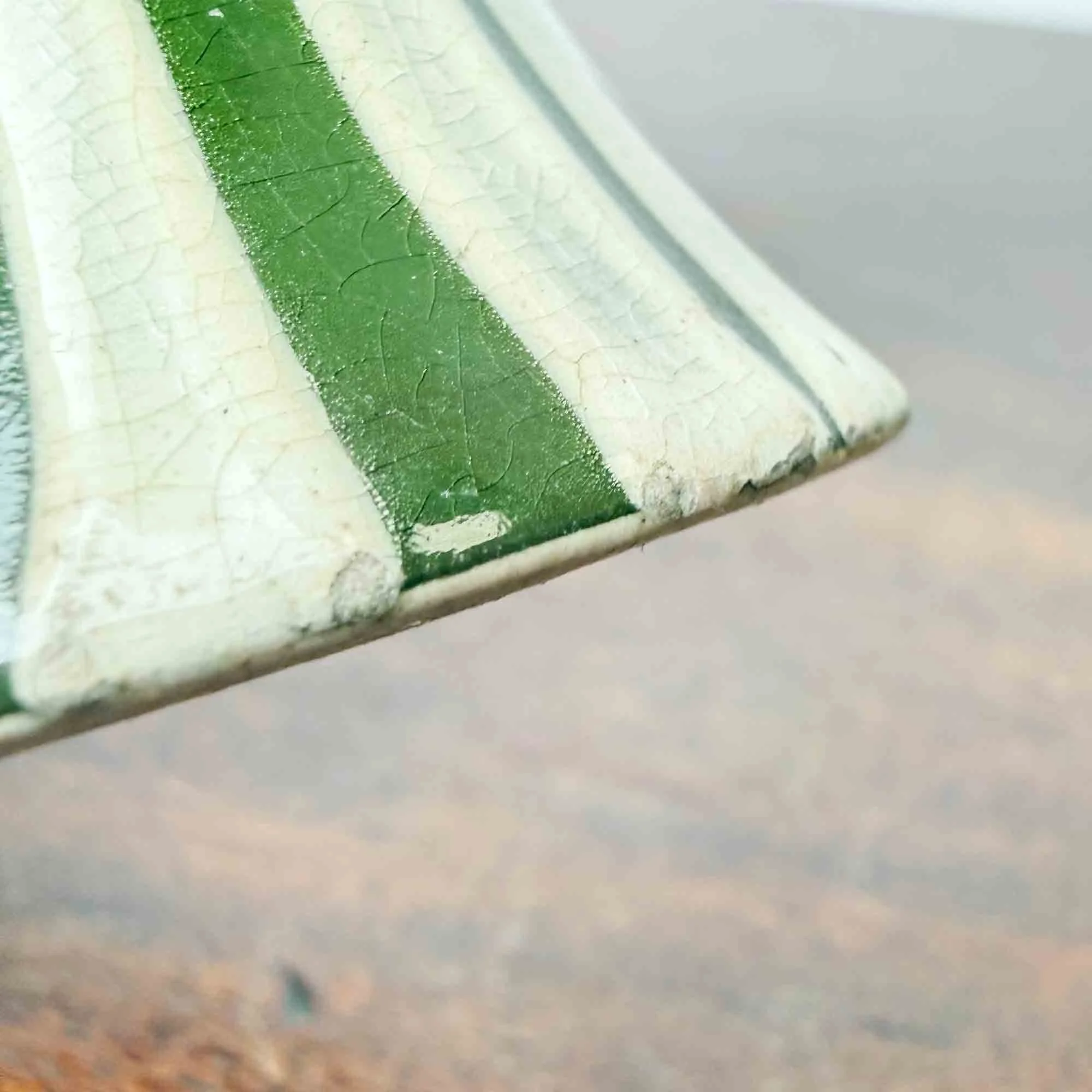 TG Green and Co ivanhoe vase-3.jpg