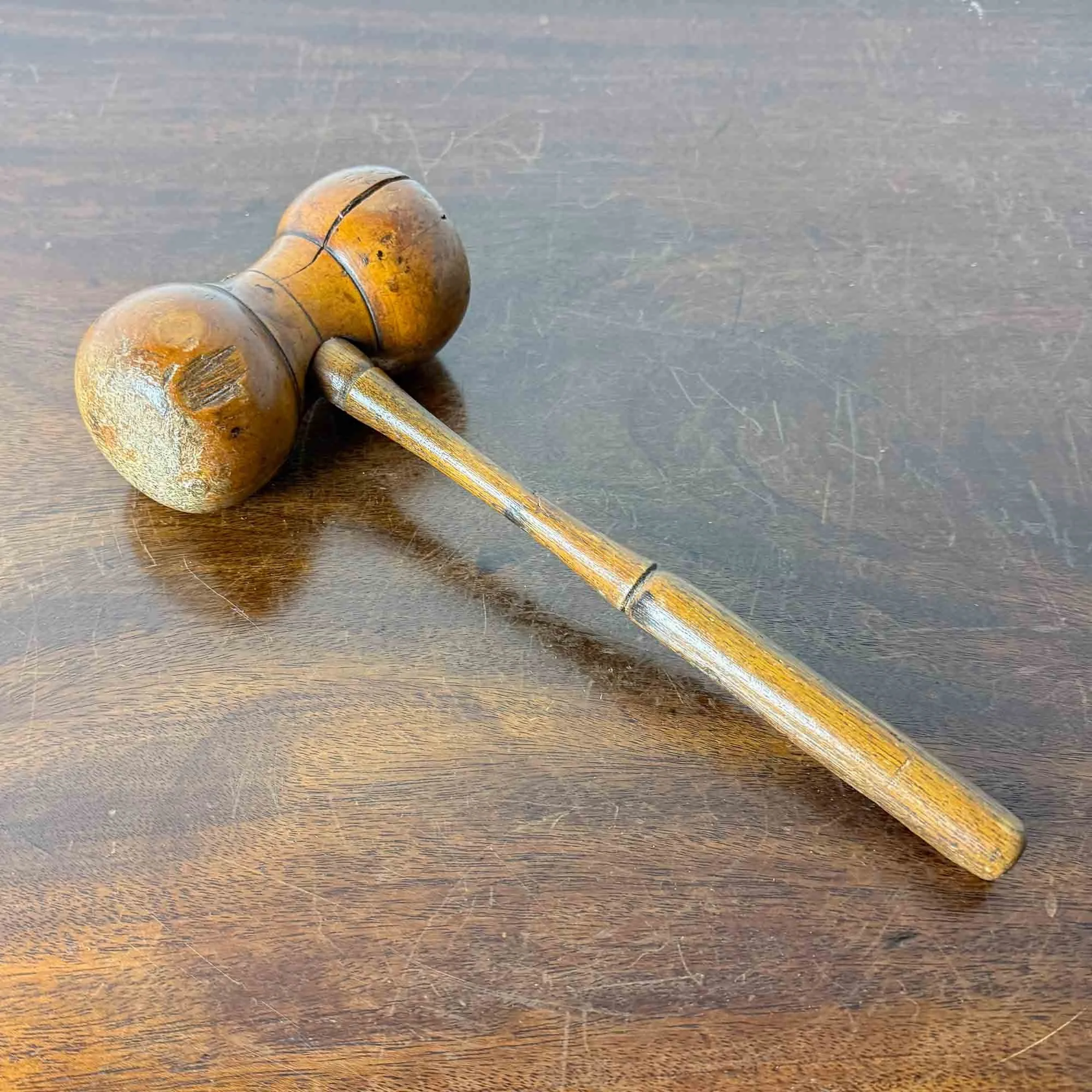 antique auctioneers gavel-03.jpg