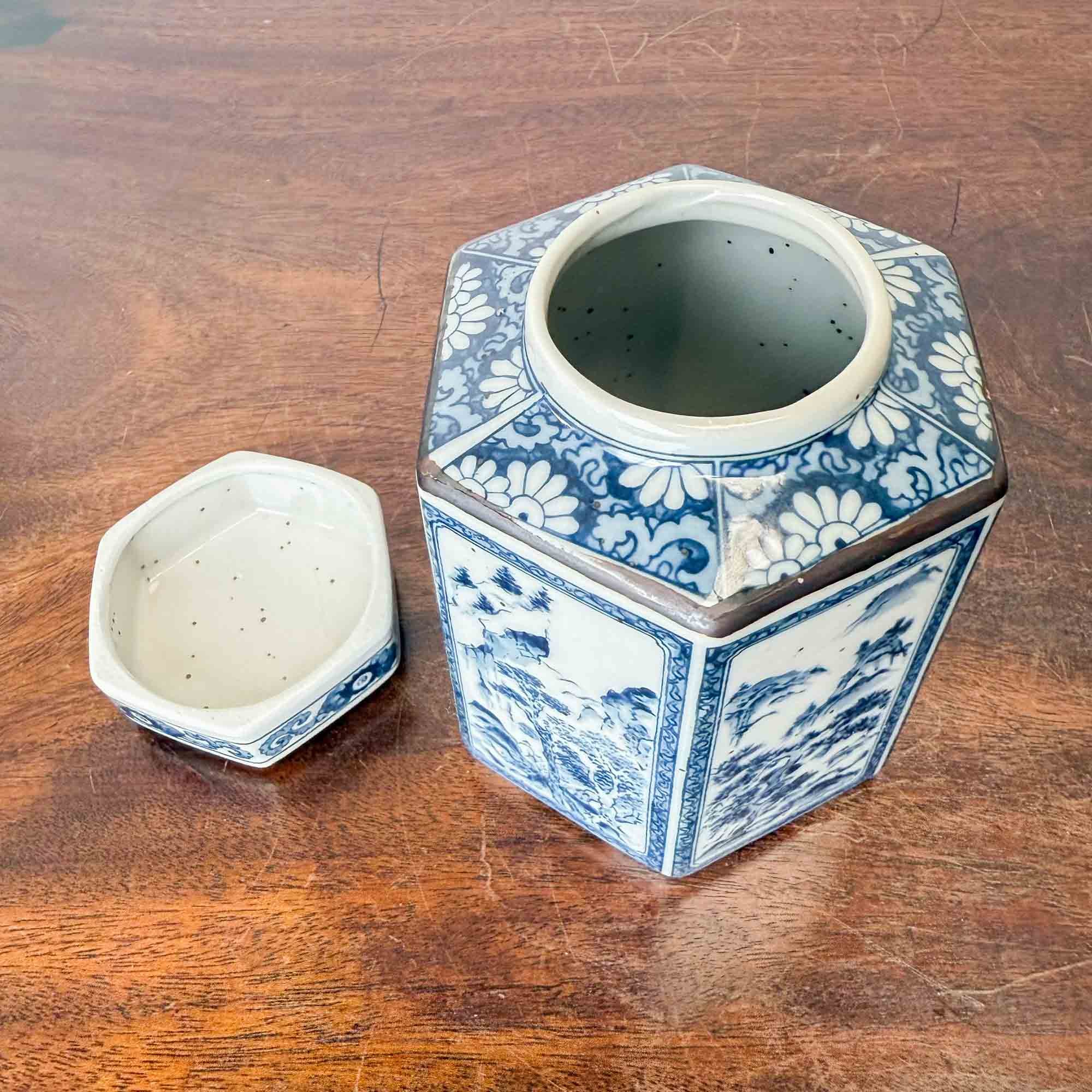 Vintage Toscany Collection Japanese Style Storage Jar
