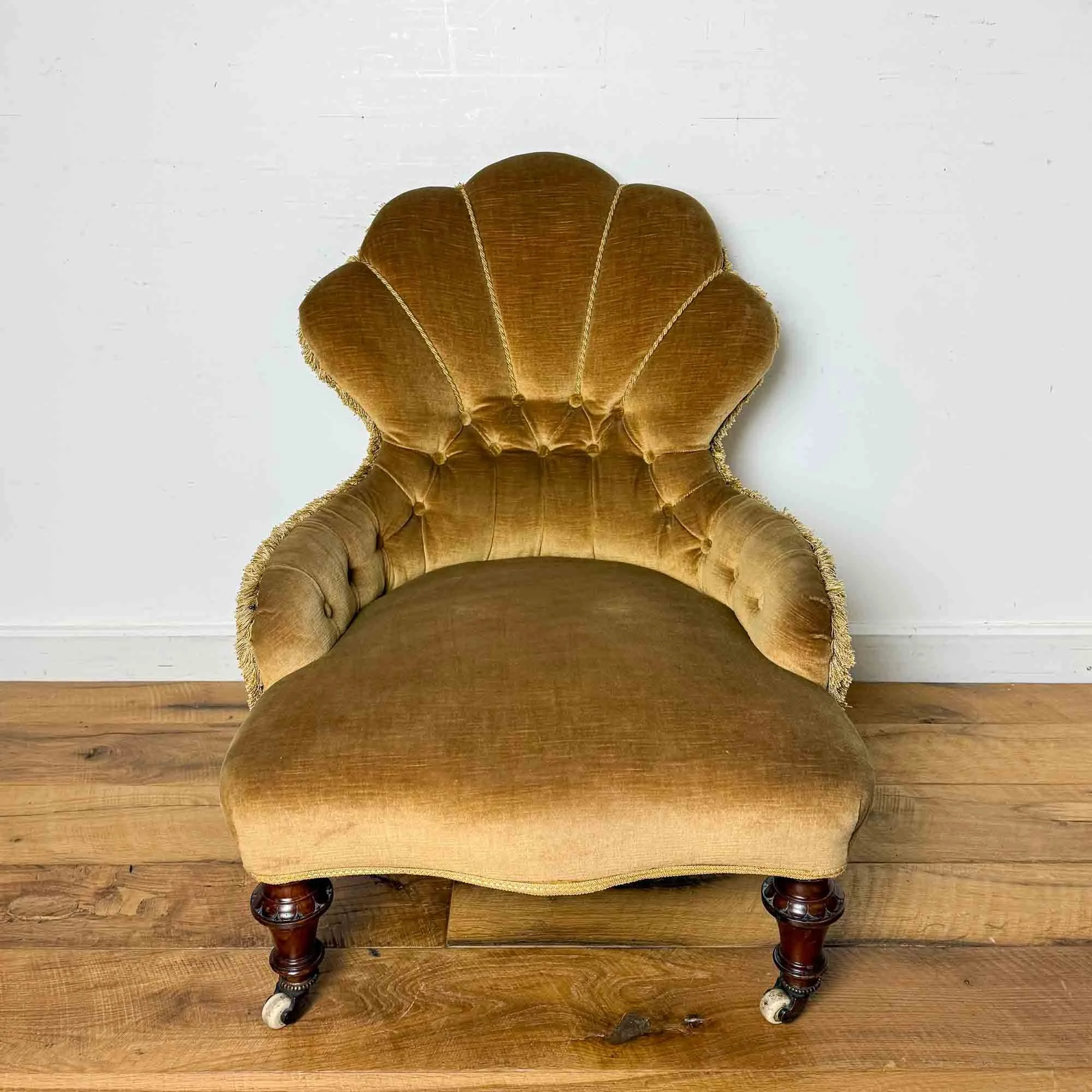 victorian scallop back armchair-11.jpg