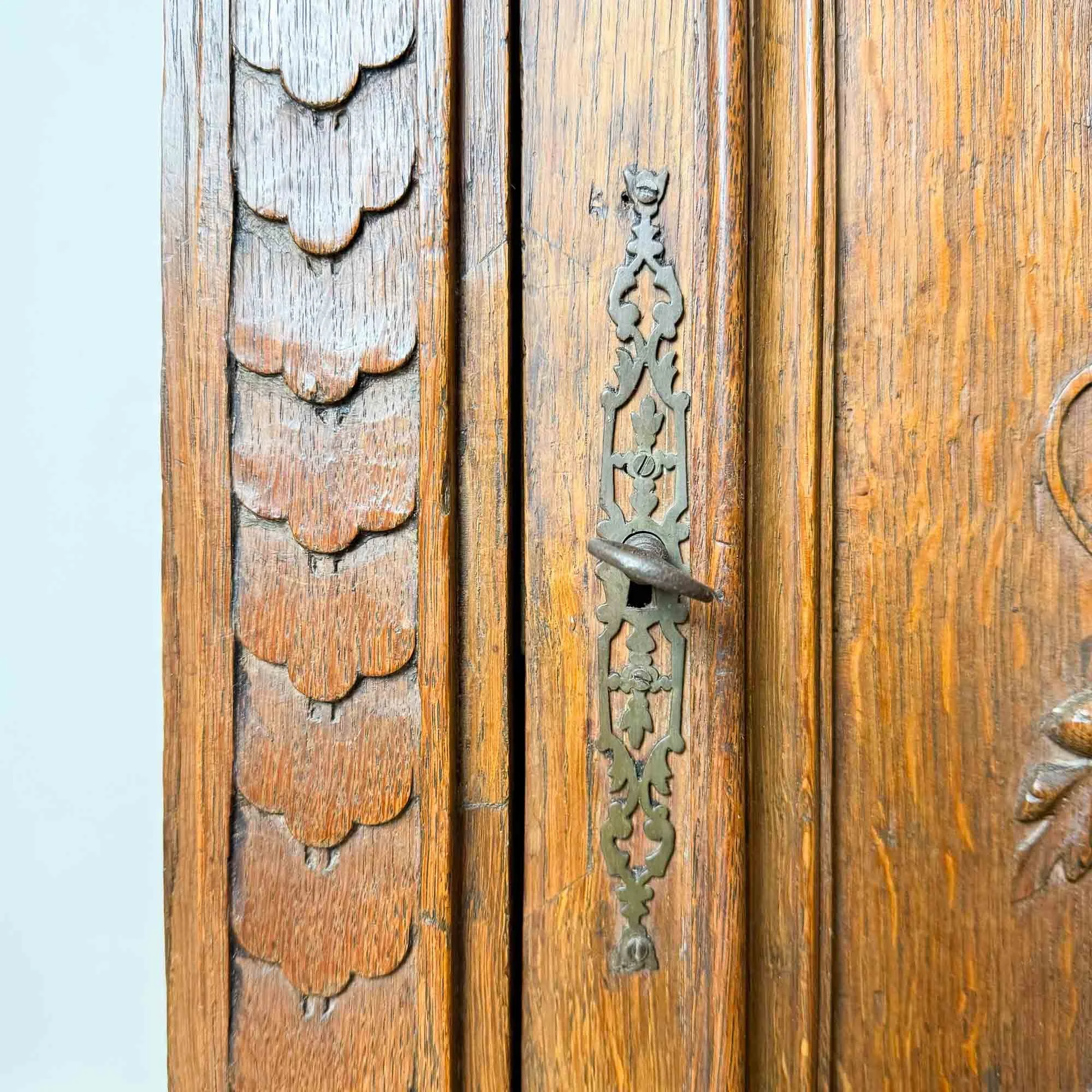 vintage french oak cupboard-05.jpg