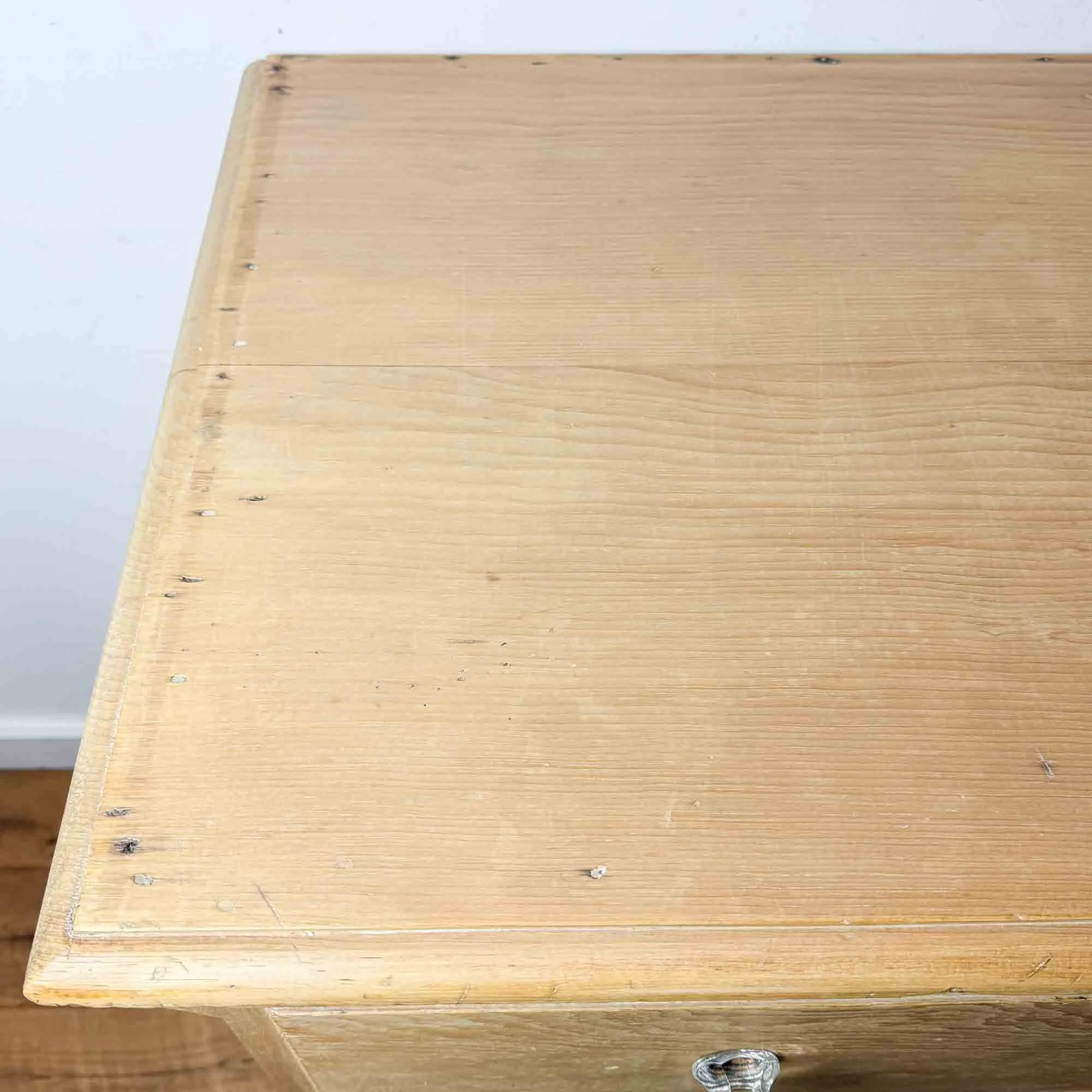 antique pine chest of drawers with glass knobs-4.jpg