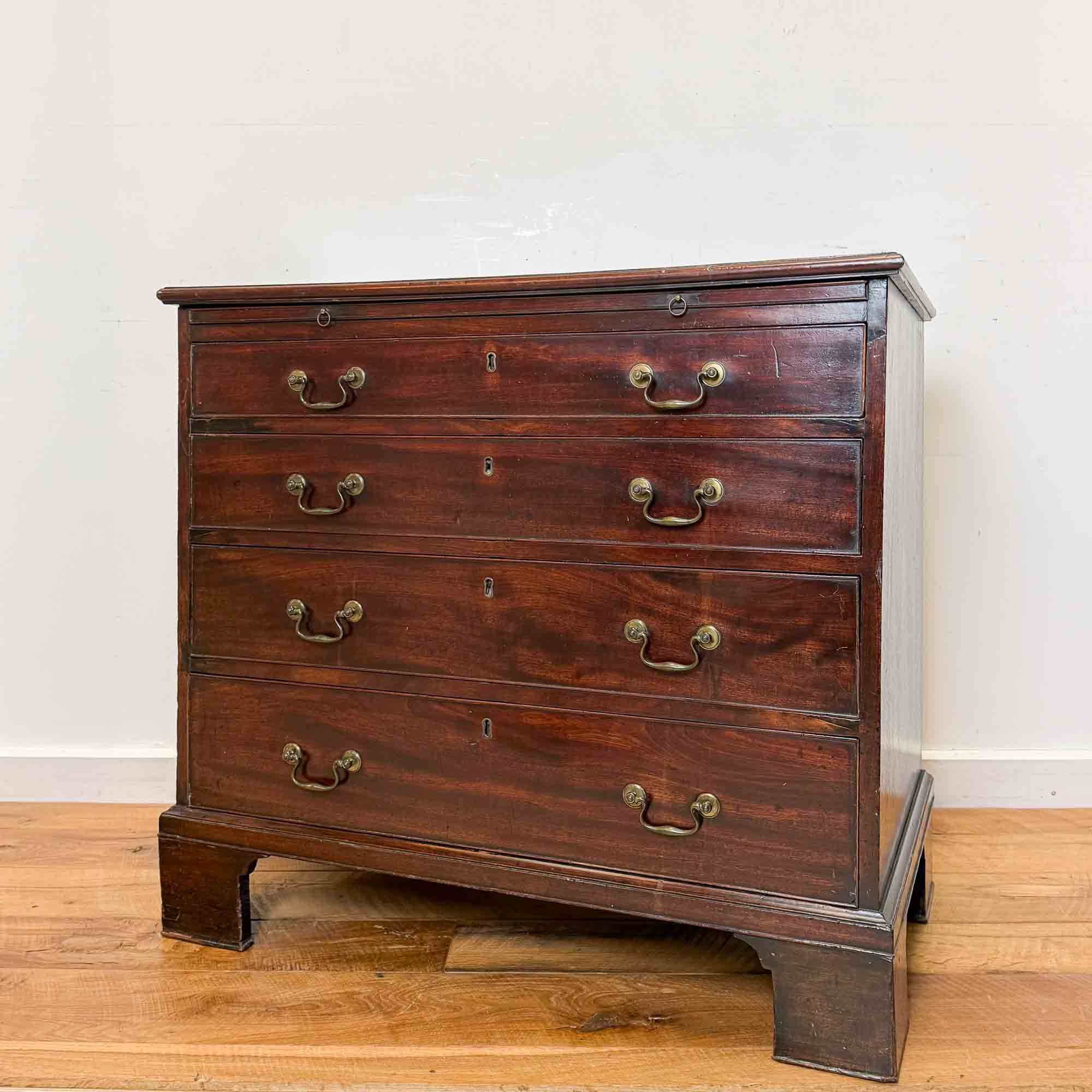 georgian mahogany bachelors chest of drawers-12.jpg