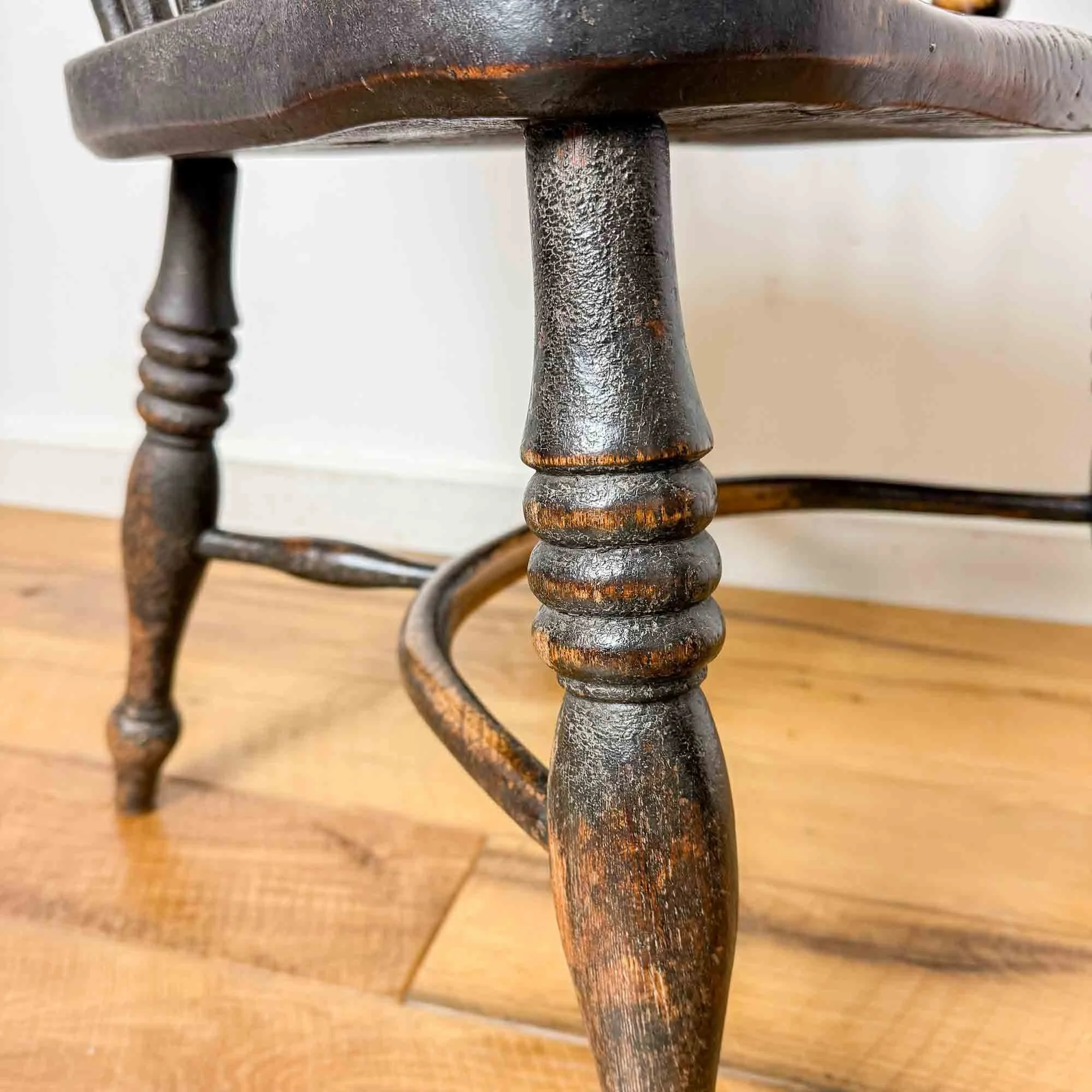 ash and elm windsor chair-14.jpg