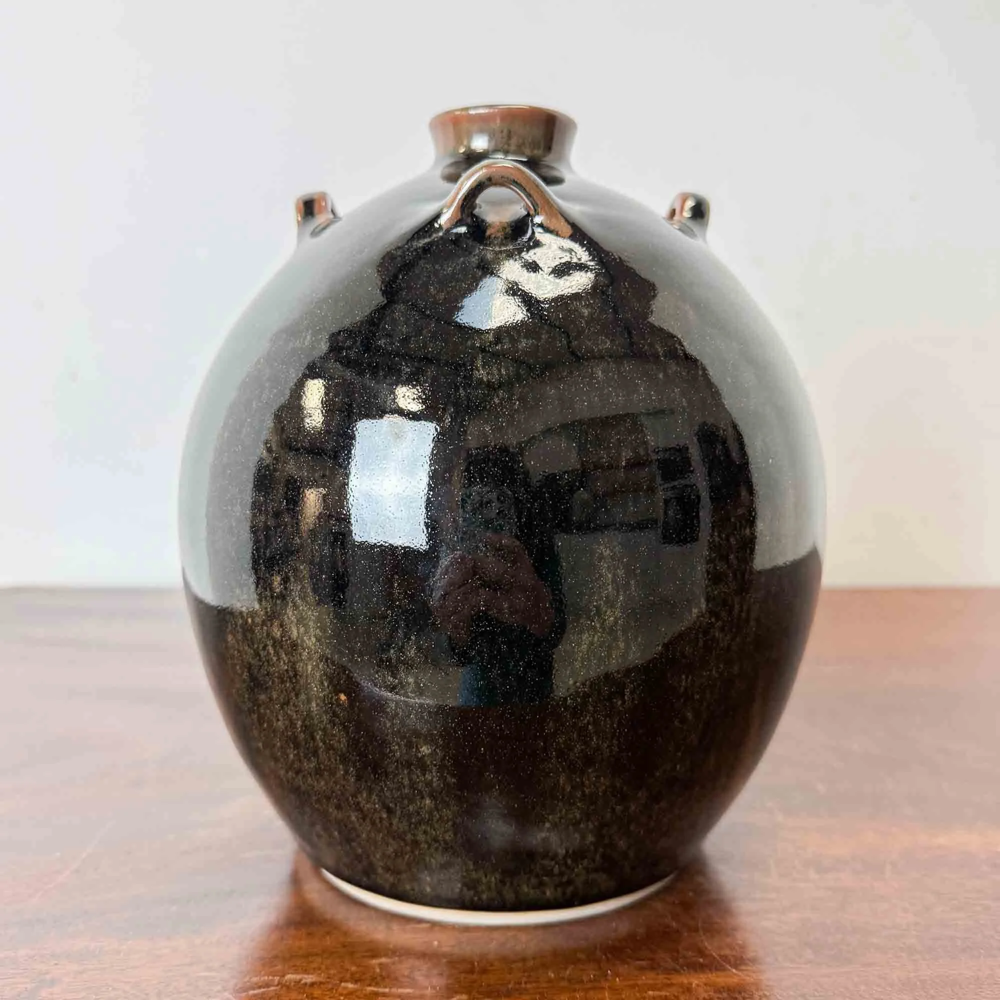black studio pottery lugged pot-5.jpg