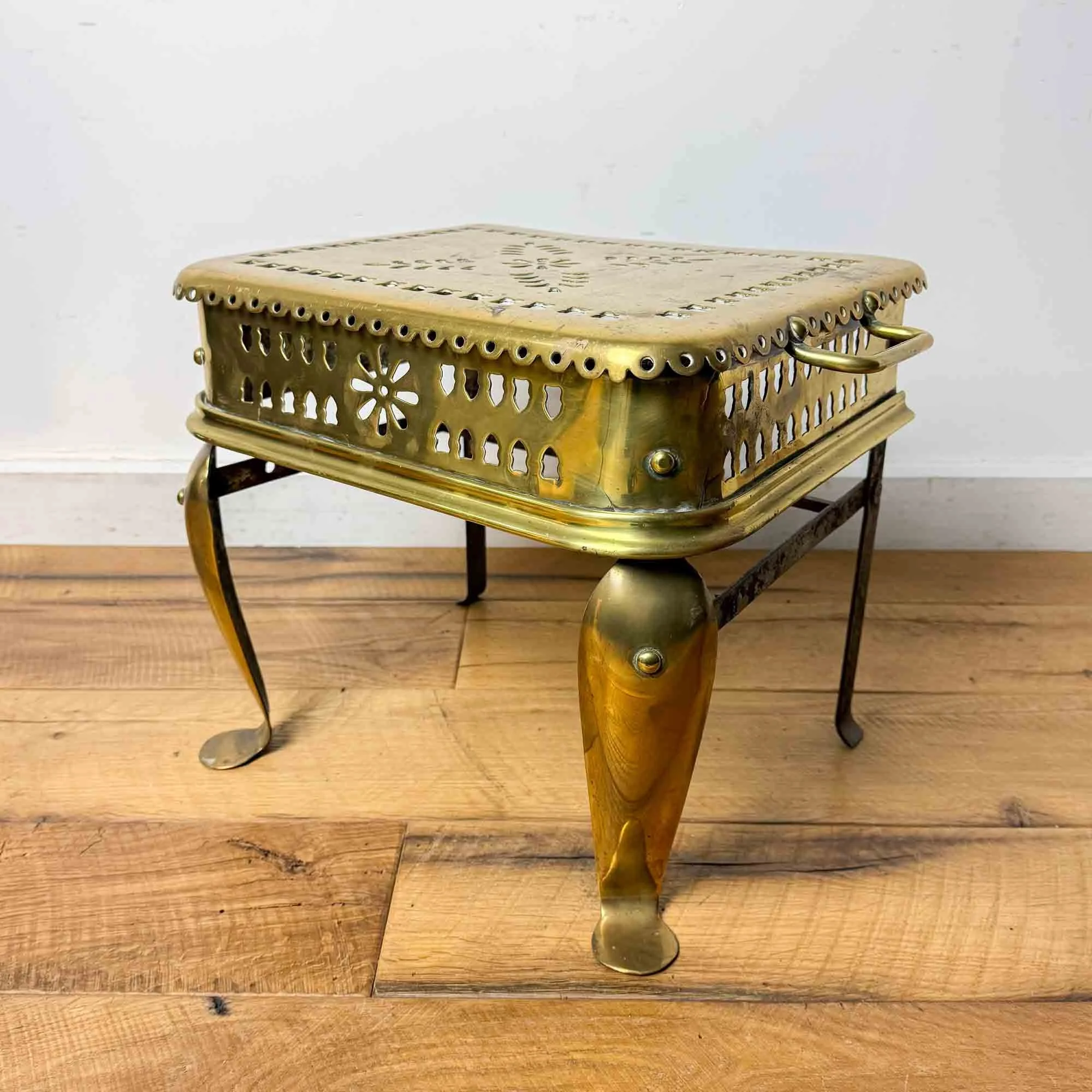 antique brass footman-11.jpg