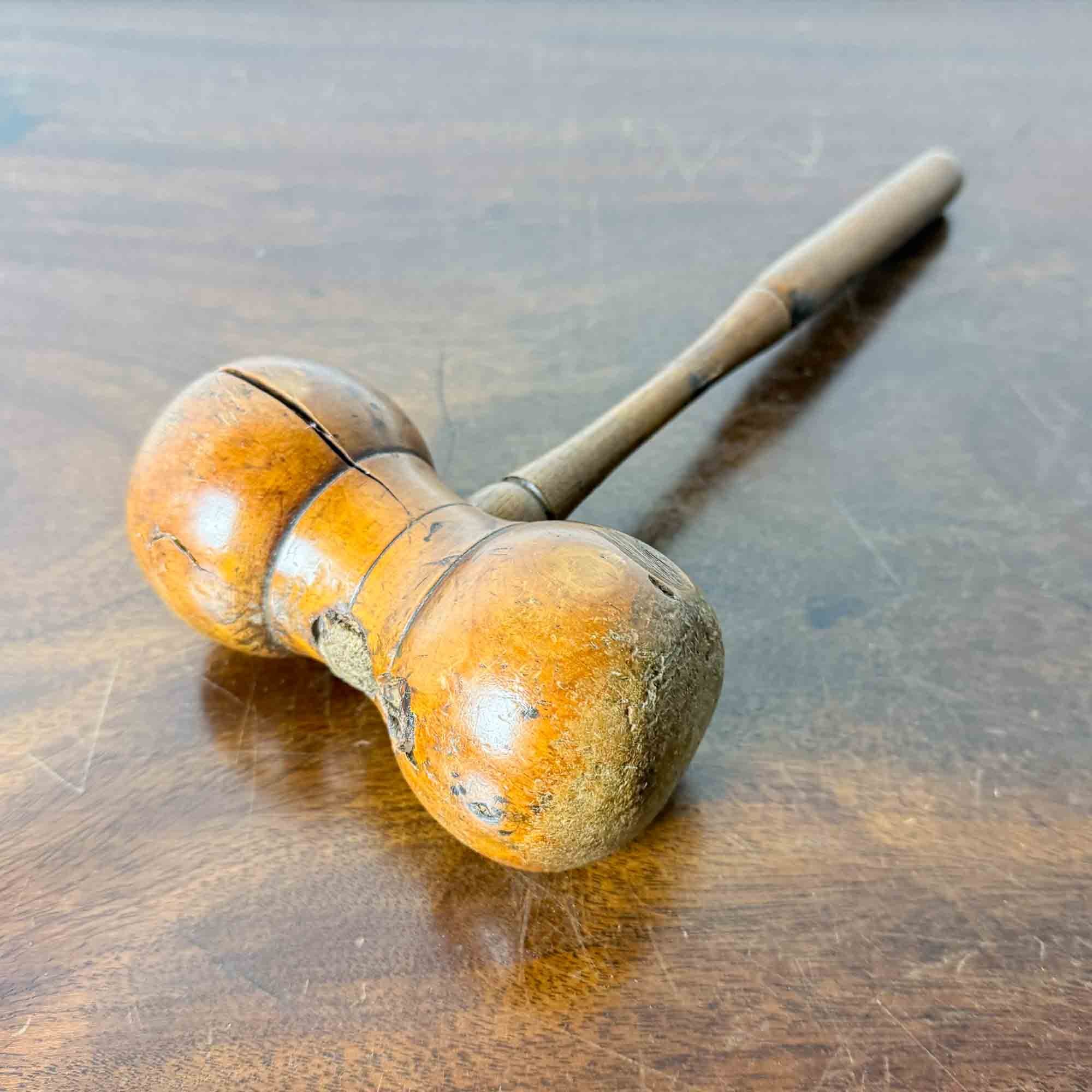 antique auctioneers gavel-02.jpg
